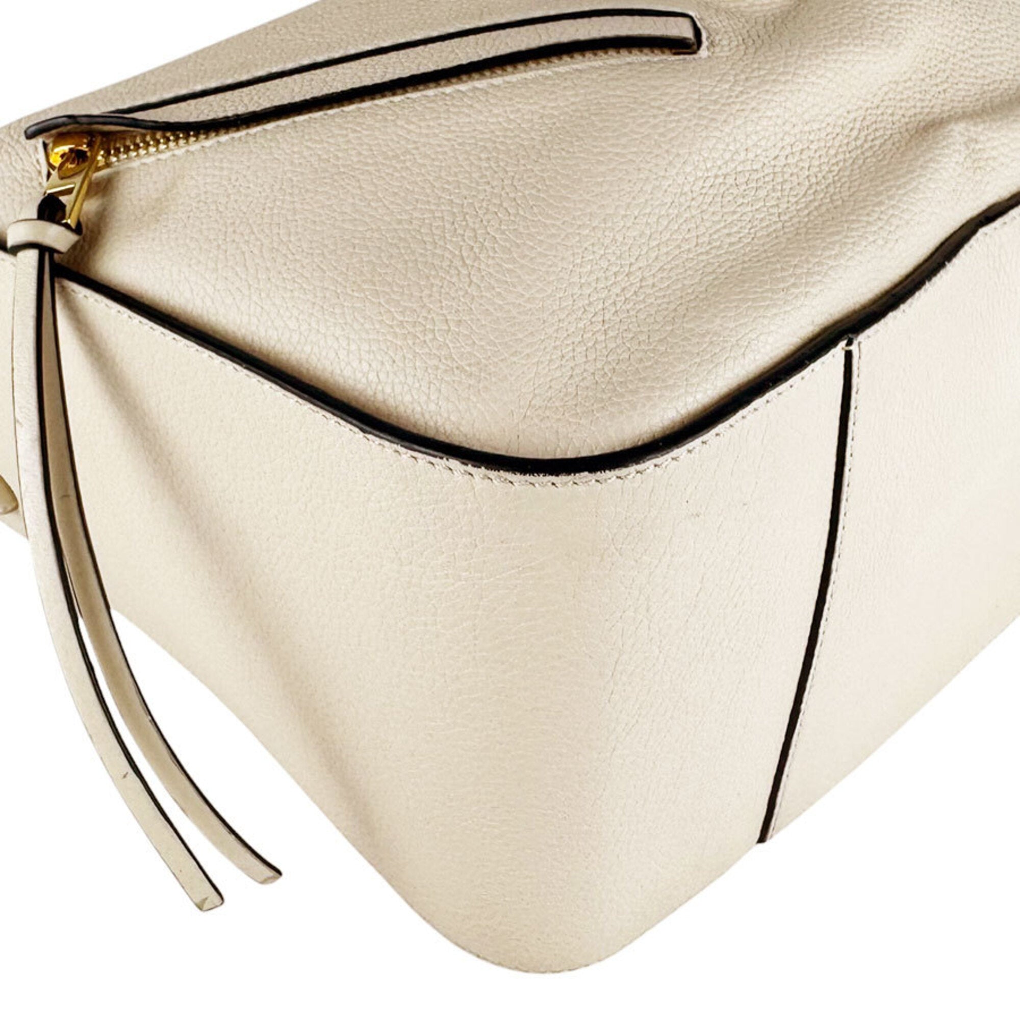 Loewe Cream Leather Handbag Shoulder Bag (Pre-Owned)