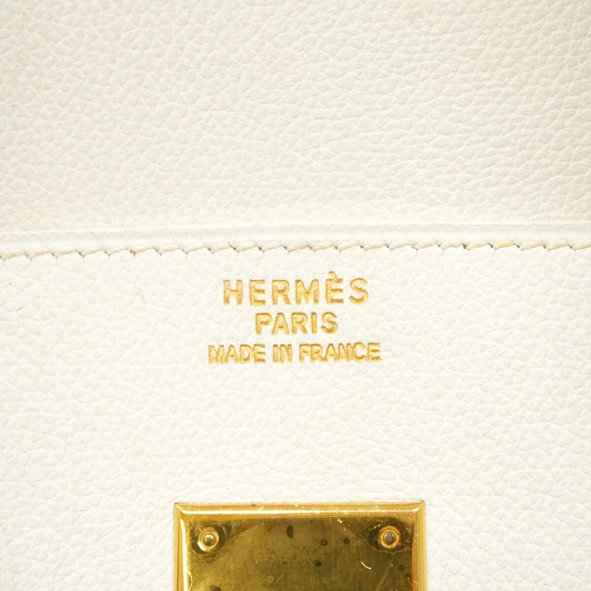 Hermes White Courchevel Leather Handbag (Pre-Owned)