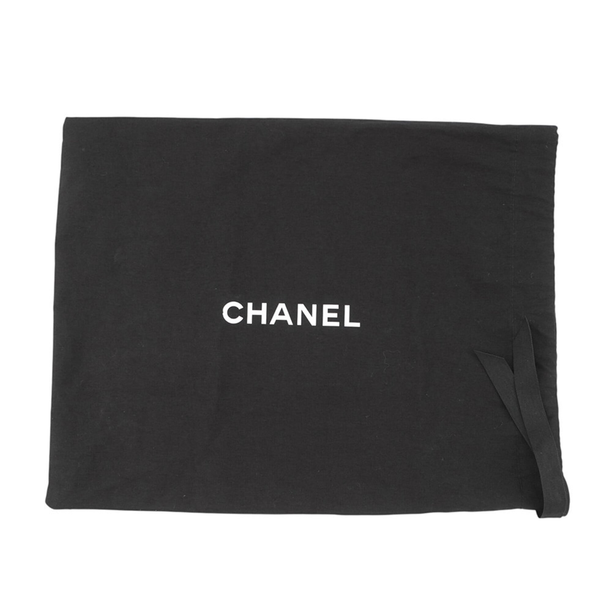 Chanel Black Leather Handbag Shoulder Bag (Pre-Owned)