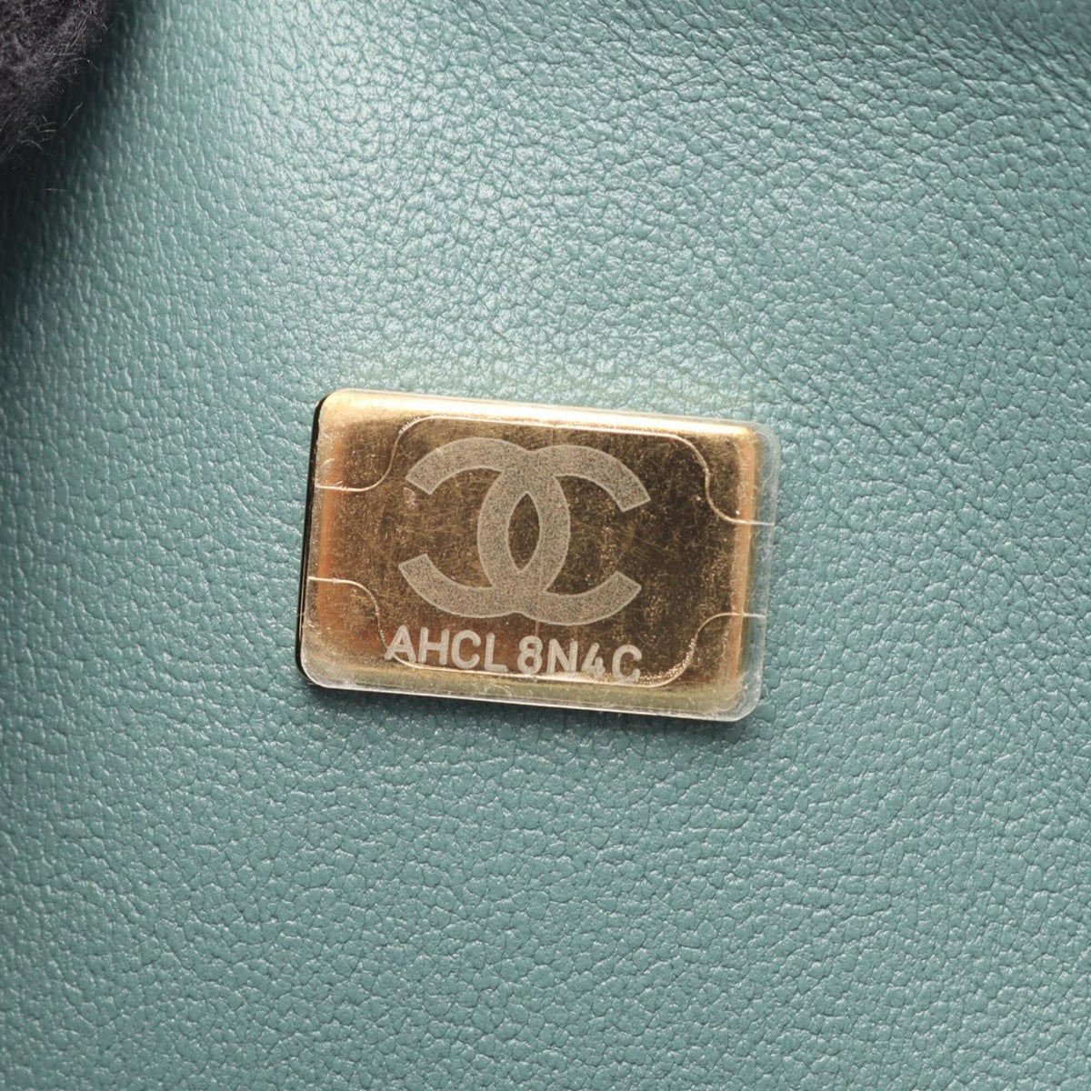 Chanel Green Leather Handbag Shoulder Bag (Pre-Owned)