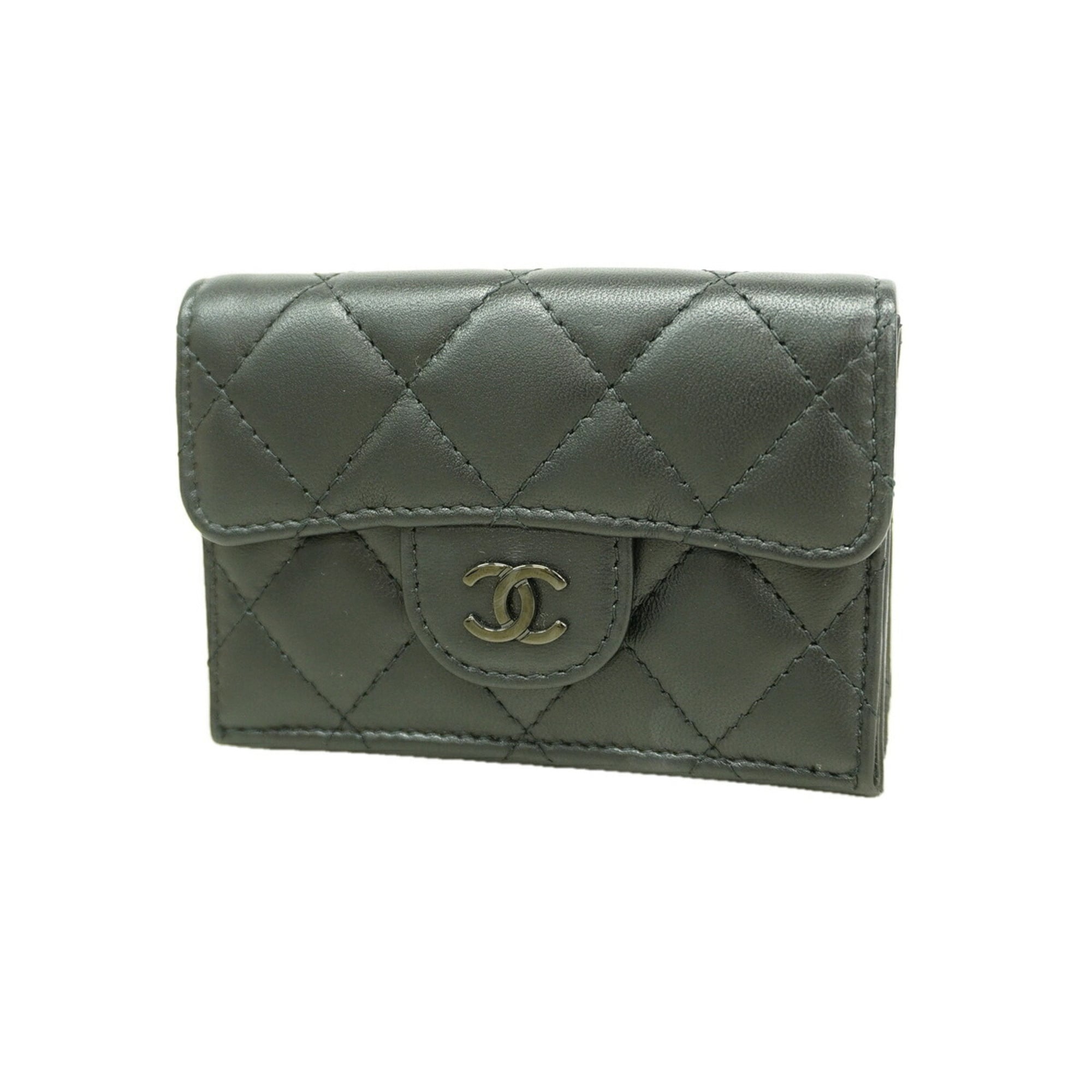 Chanel Black Leather Wallet (Tri-Fold) (Pre-Owned)