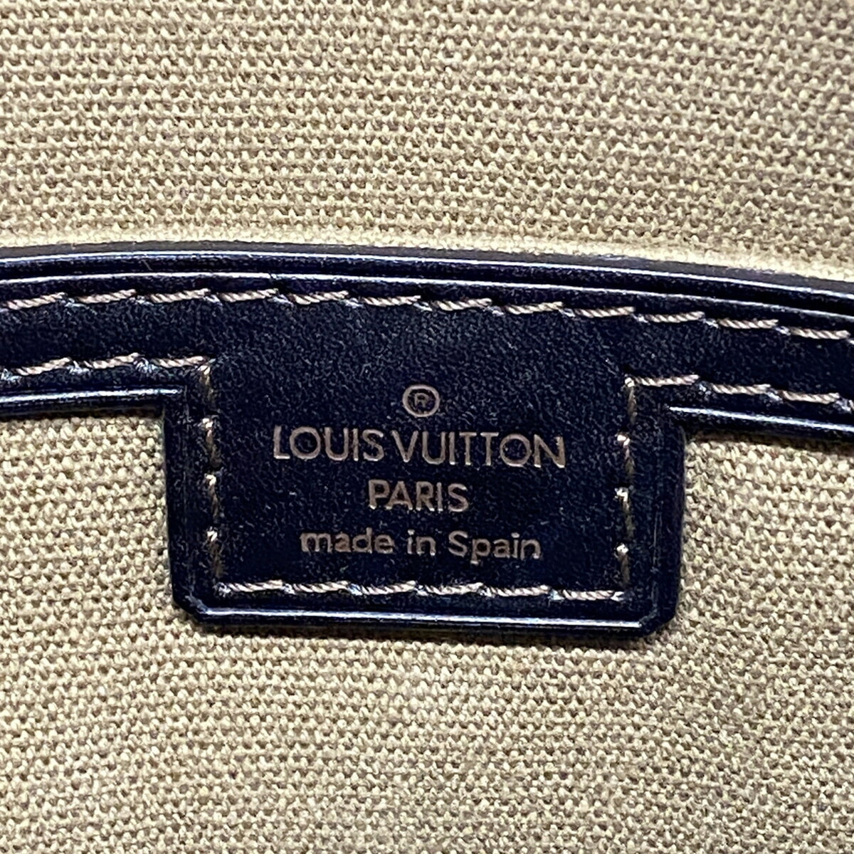 Louis Vuitton Coffee Shoulder Bag (Pre-Owned)