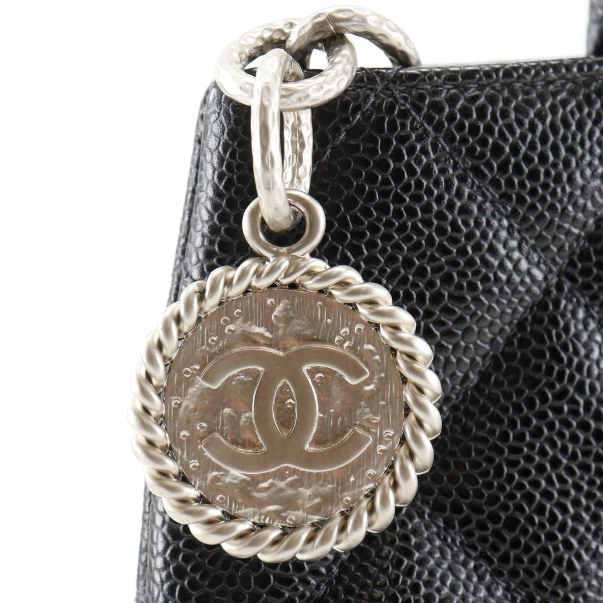 Chanel Matelasse Black Grained Calfskin Tote Bag (Pre-Owned)