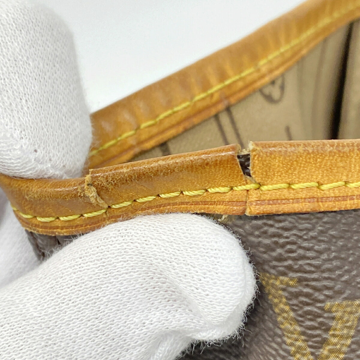 Louis Vuitton Brown Tote Bag (Pre-Owned)