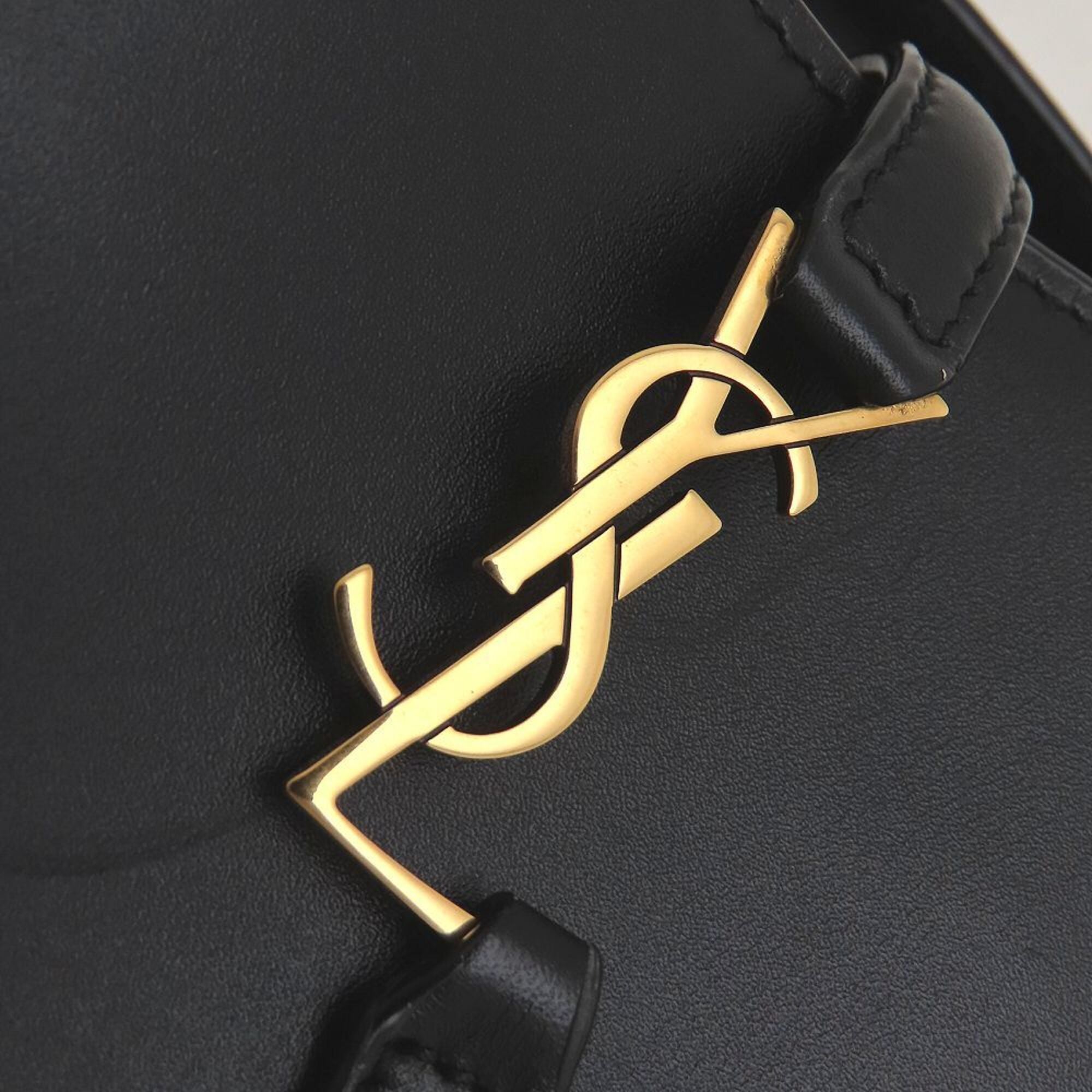 Yves Saint Laurent Black Leather Shoulder Bag (Pre-Owned)