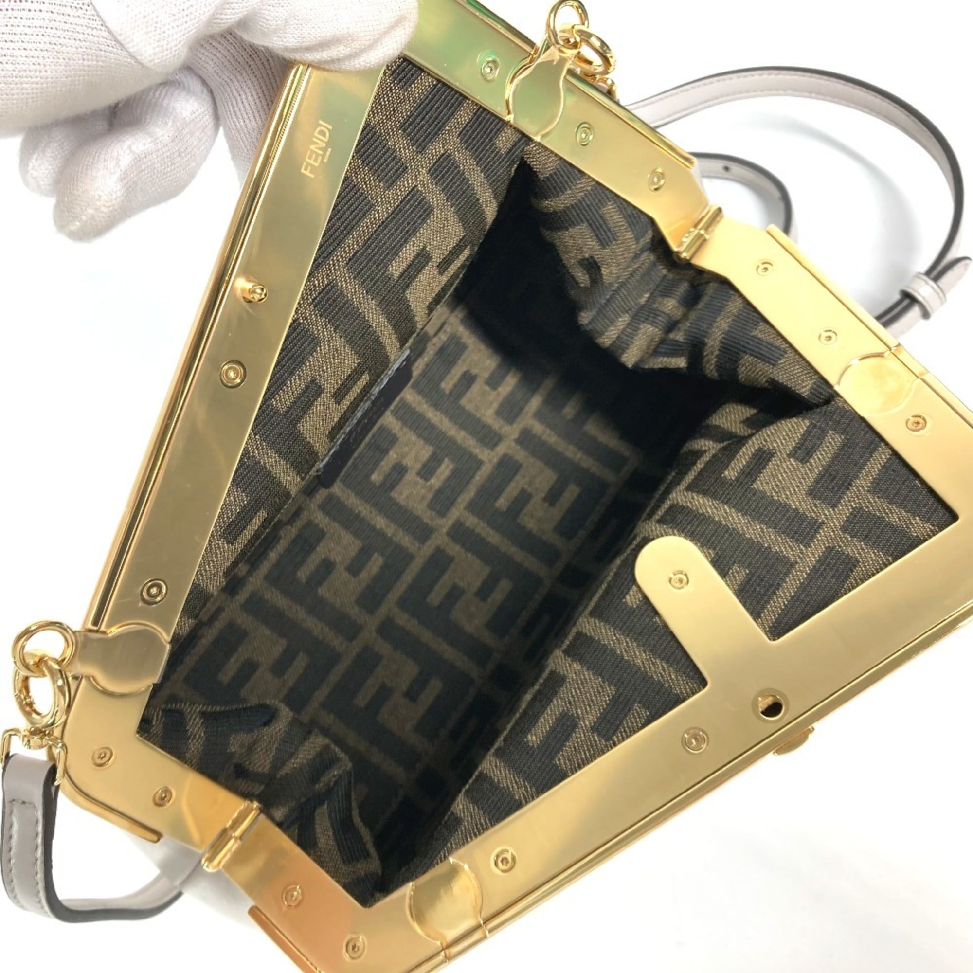Fendi Gray White Leather Clutch Bag Pochette Shoulder Bag (Pre-Owned)