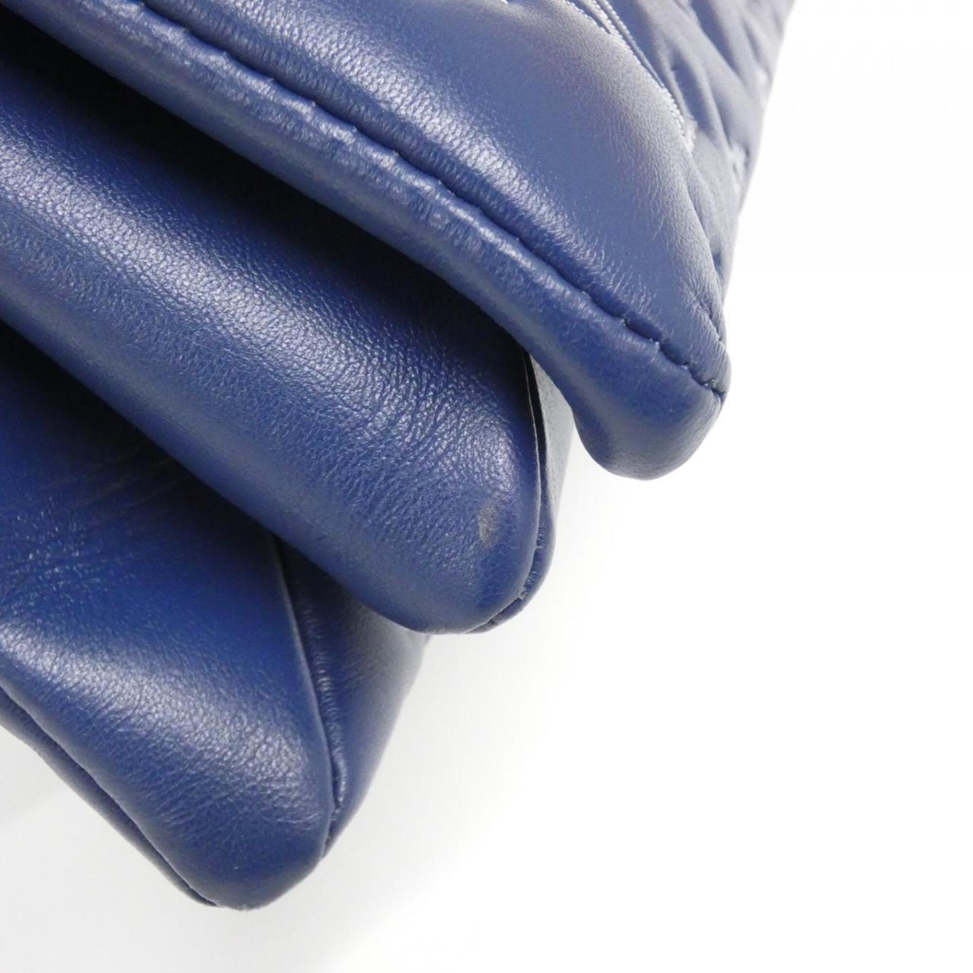 Louis Vuitton Navy Leather Shoulder Bag (Pre-Owned)