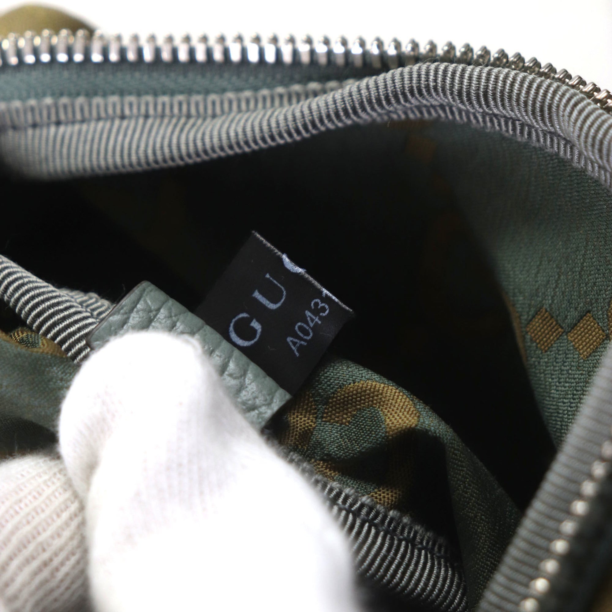 Gucci Khaki Nylon Leather Fanny Pack (Pre-Owned)