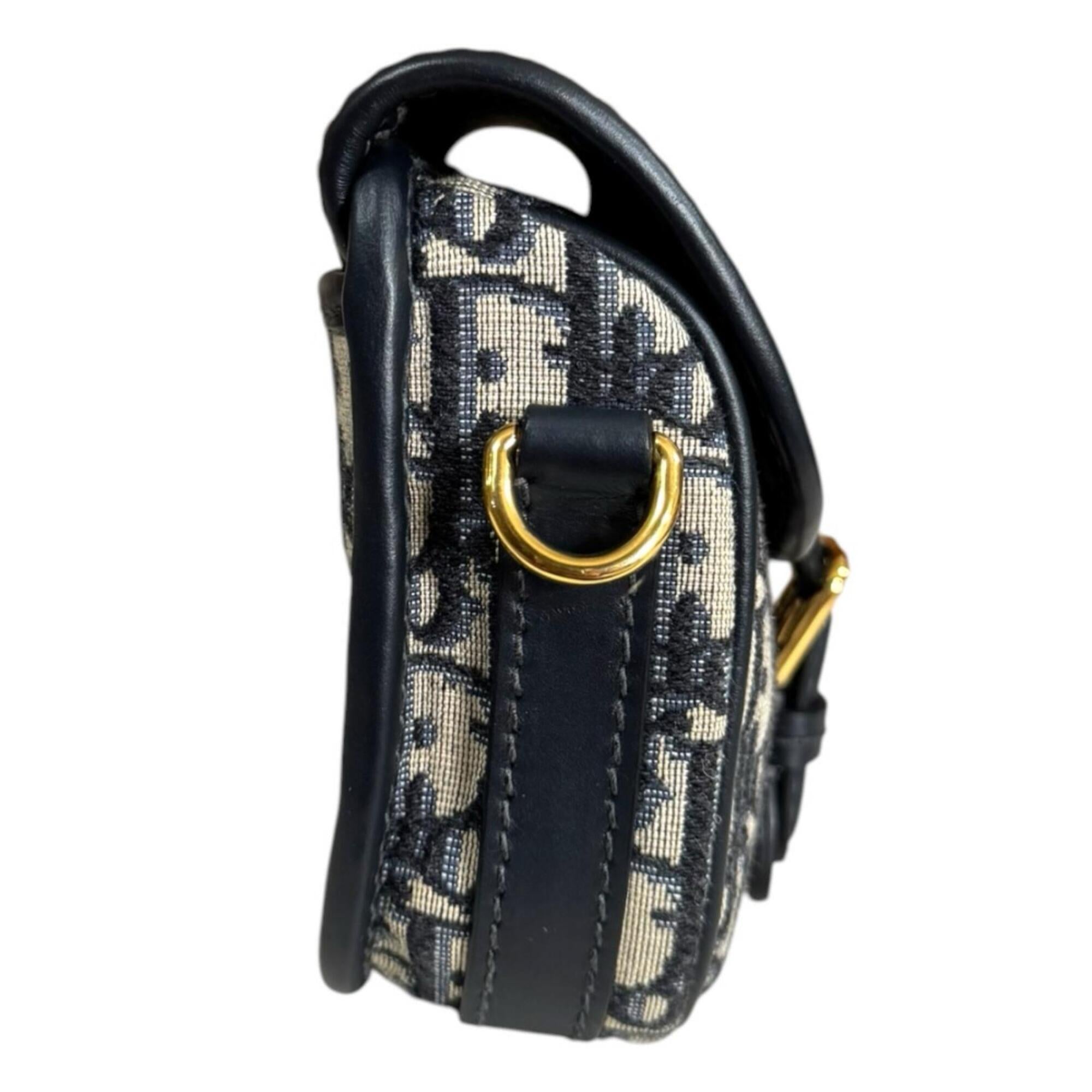 Christian Dior Navy Shoulder Bag (Pre-Owned)