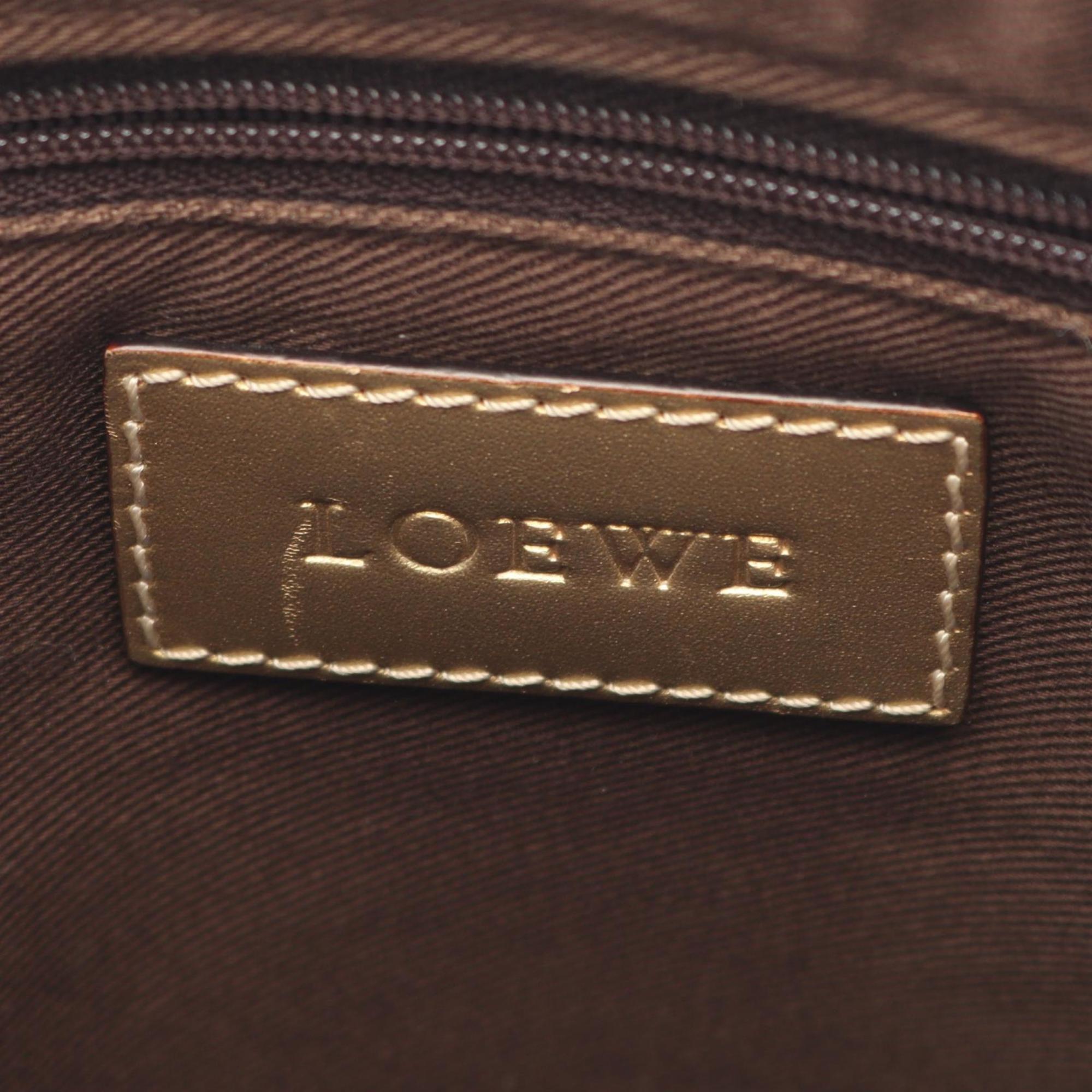 Loewe Gold White Coated Canvas Leather Handbag Shoulder Bag (Pre-Owned)