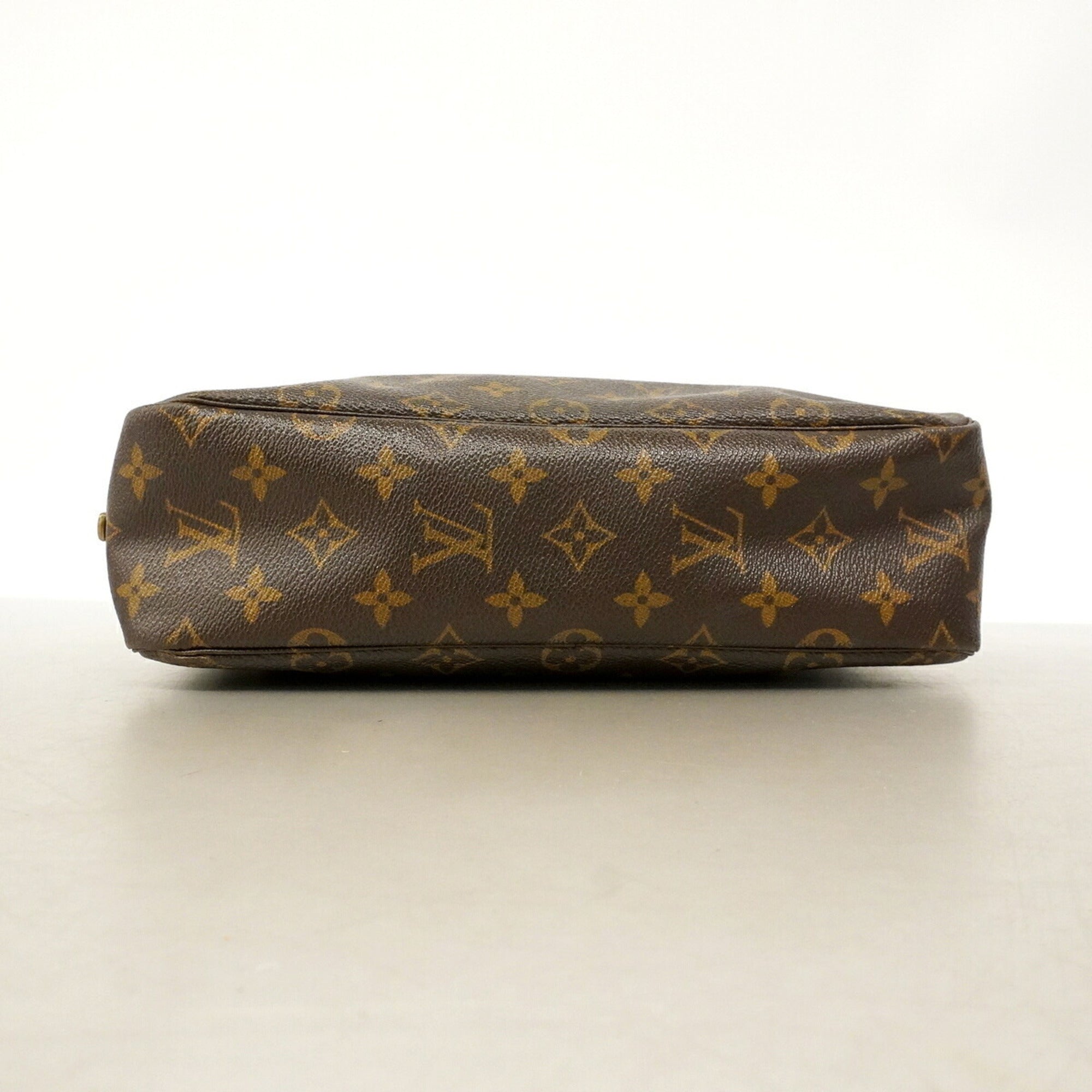 Louis Vuitton Brown Pouch (Pre-Owned)
