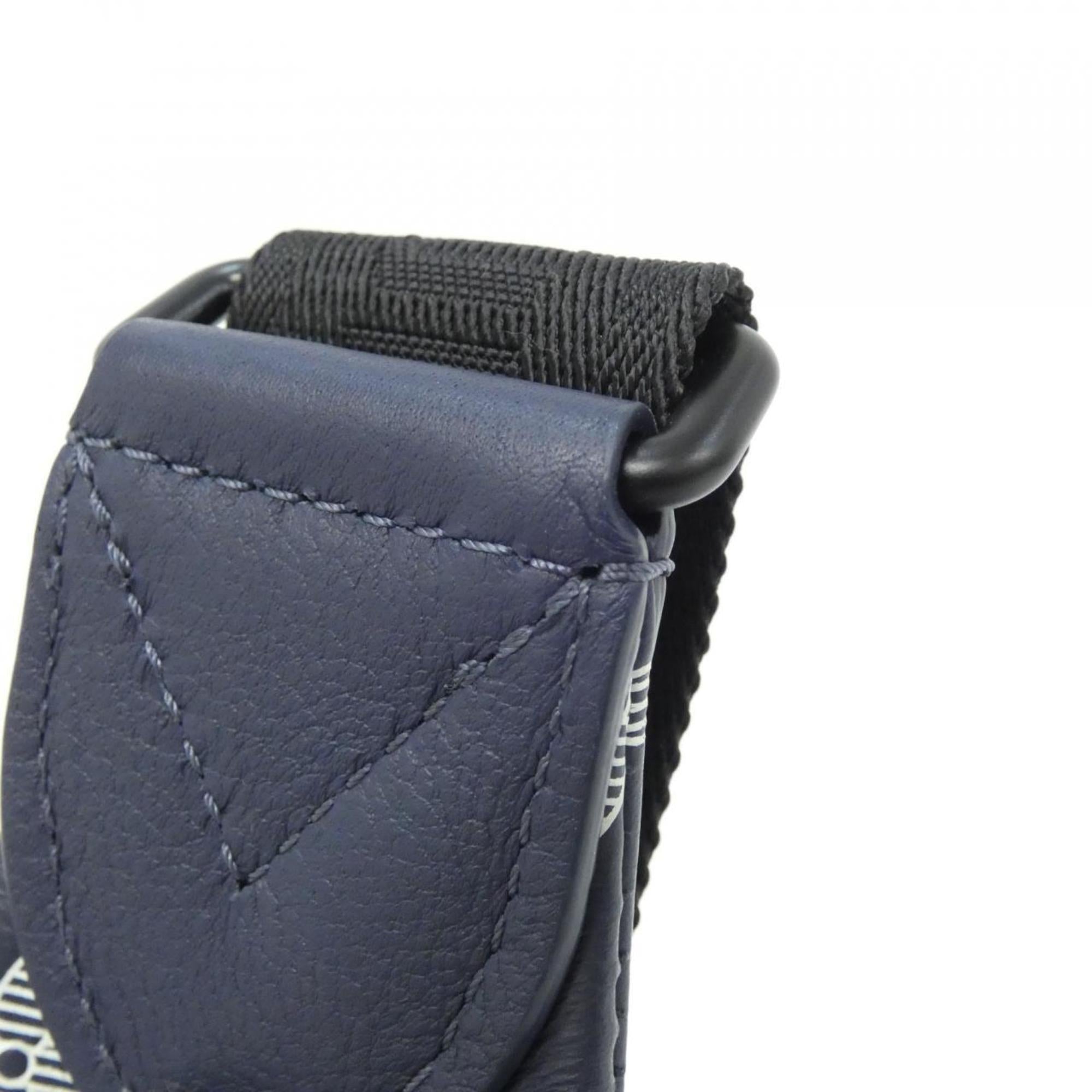 Louis Vuitton Blue Leather Shoulder Bag (Pre-Owned)