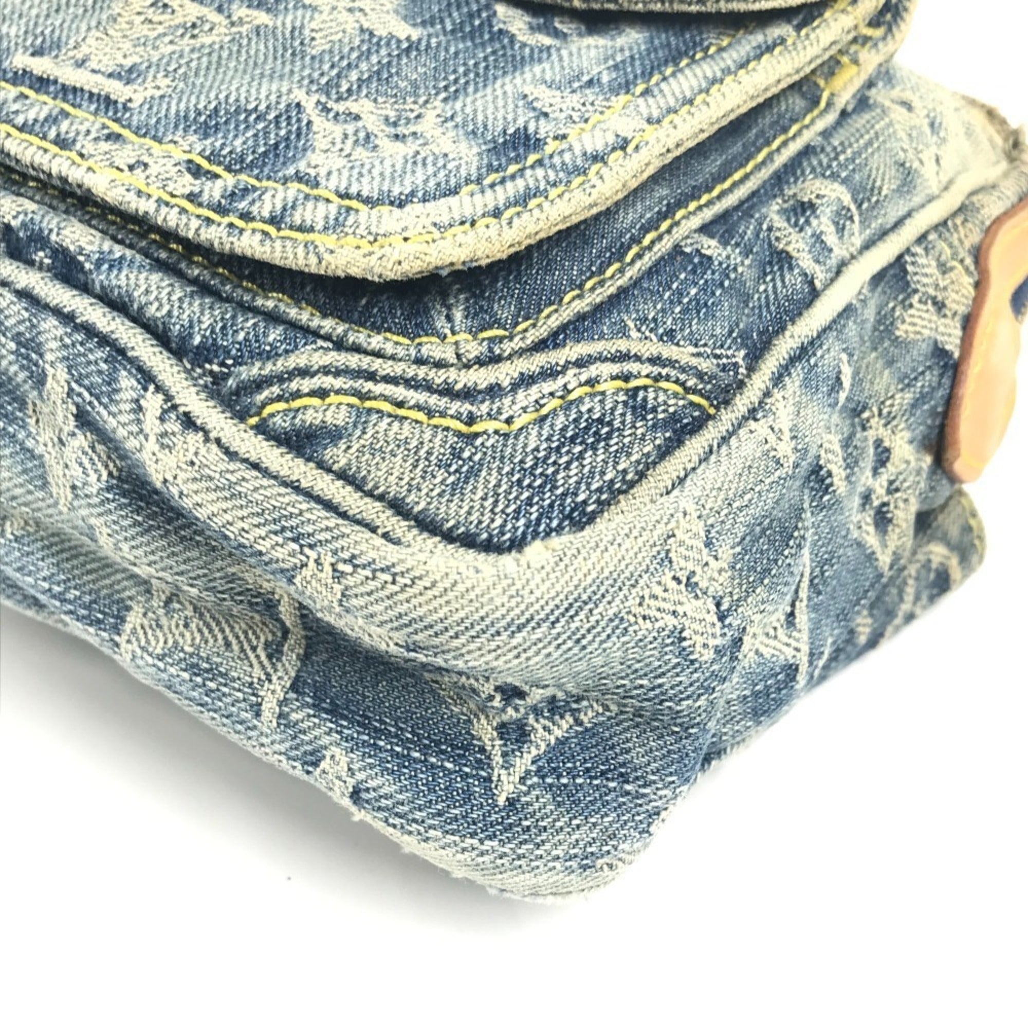 Louis Vuitton Monogram Denim Blue Monogram Monogram Denim Sling Bag (Pre-Owned)