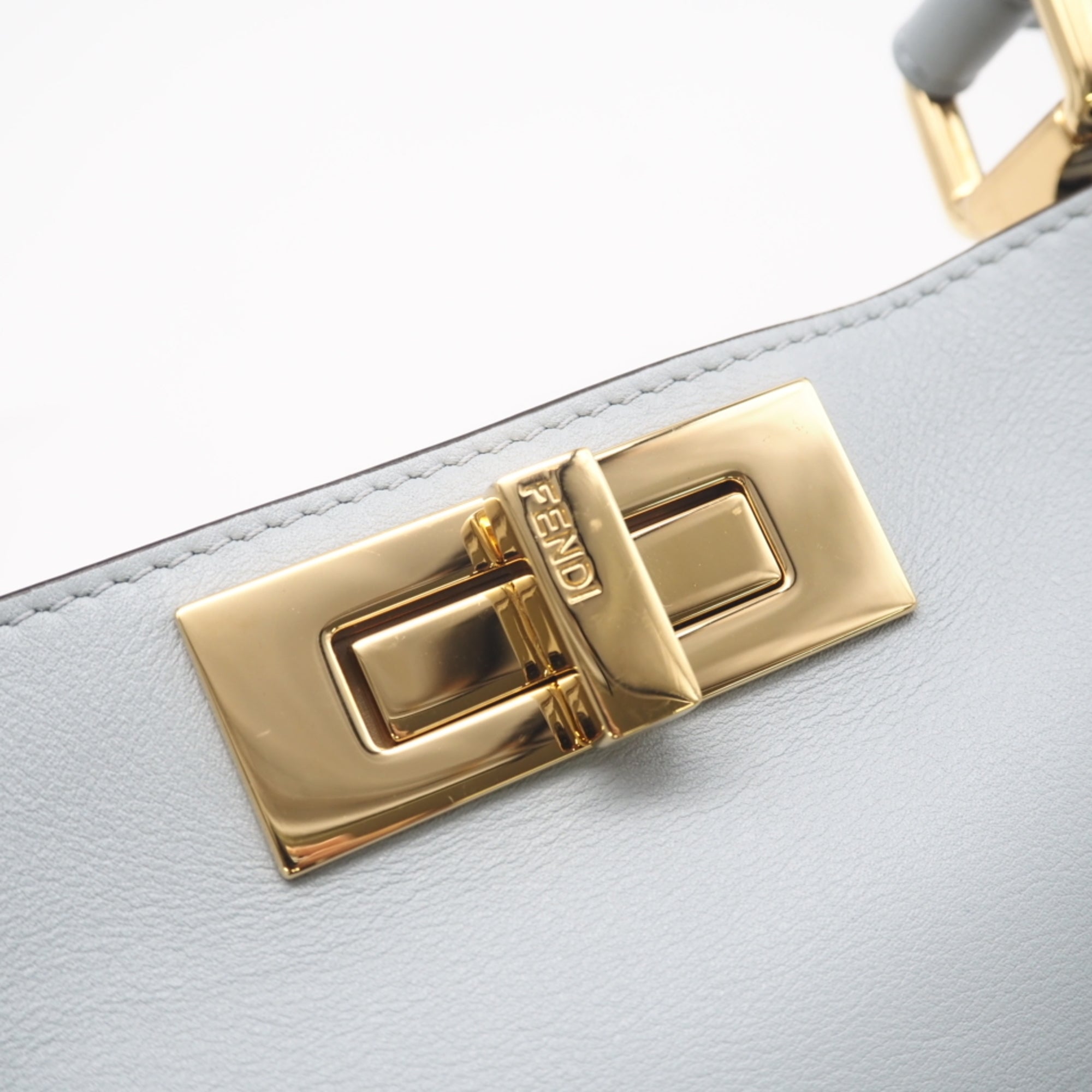 Fendi Blue Leather Handbag (Pre-Owned)
