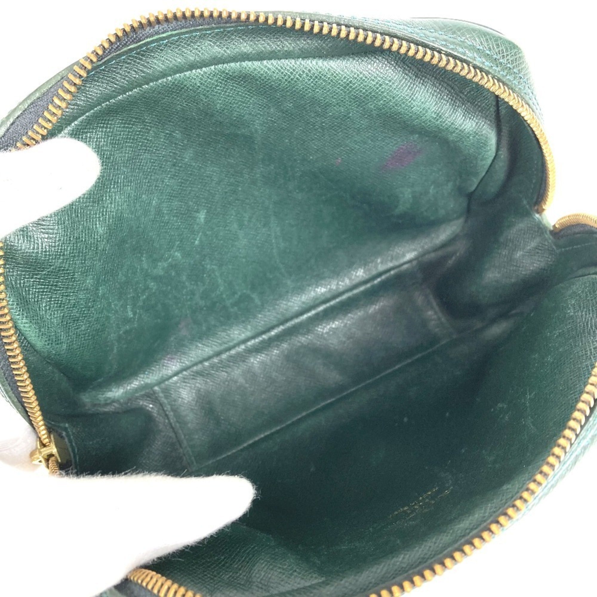 Louis Vuitton Episea Green Taiga Leather Clutch Bag Pouch (Pre-Owned)