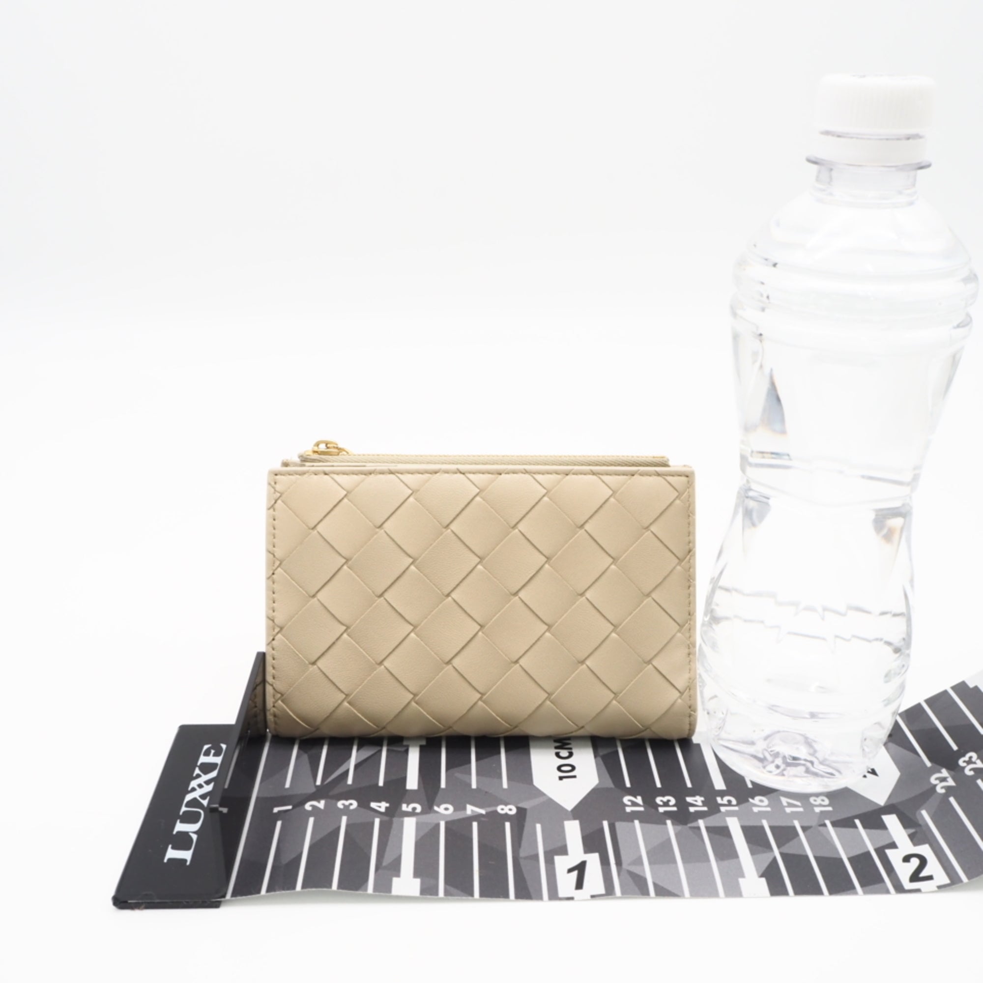 Bottega Veneta Intrecciato Beige Leather Wallet (Bi-Fold) (Pre-Owned)