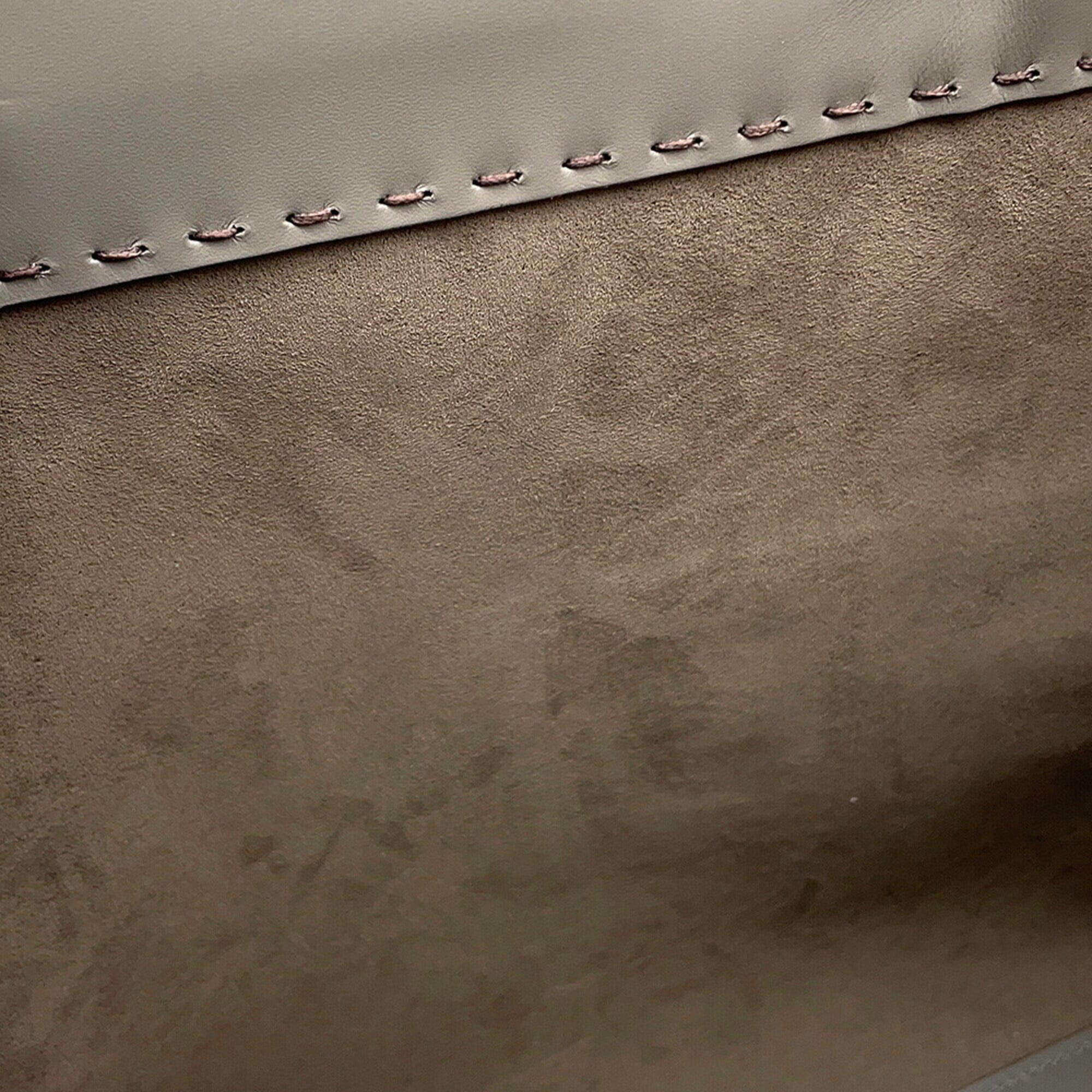 Fendi Gray Leather Handbag Shoulder Bag Tote Bag (Pre-Owned)