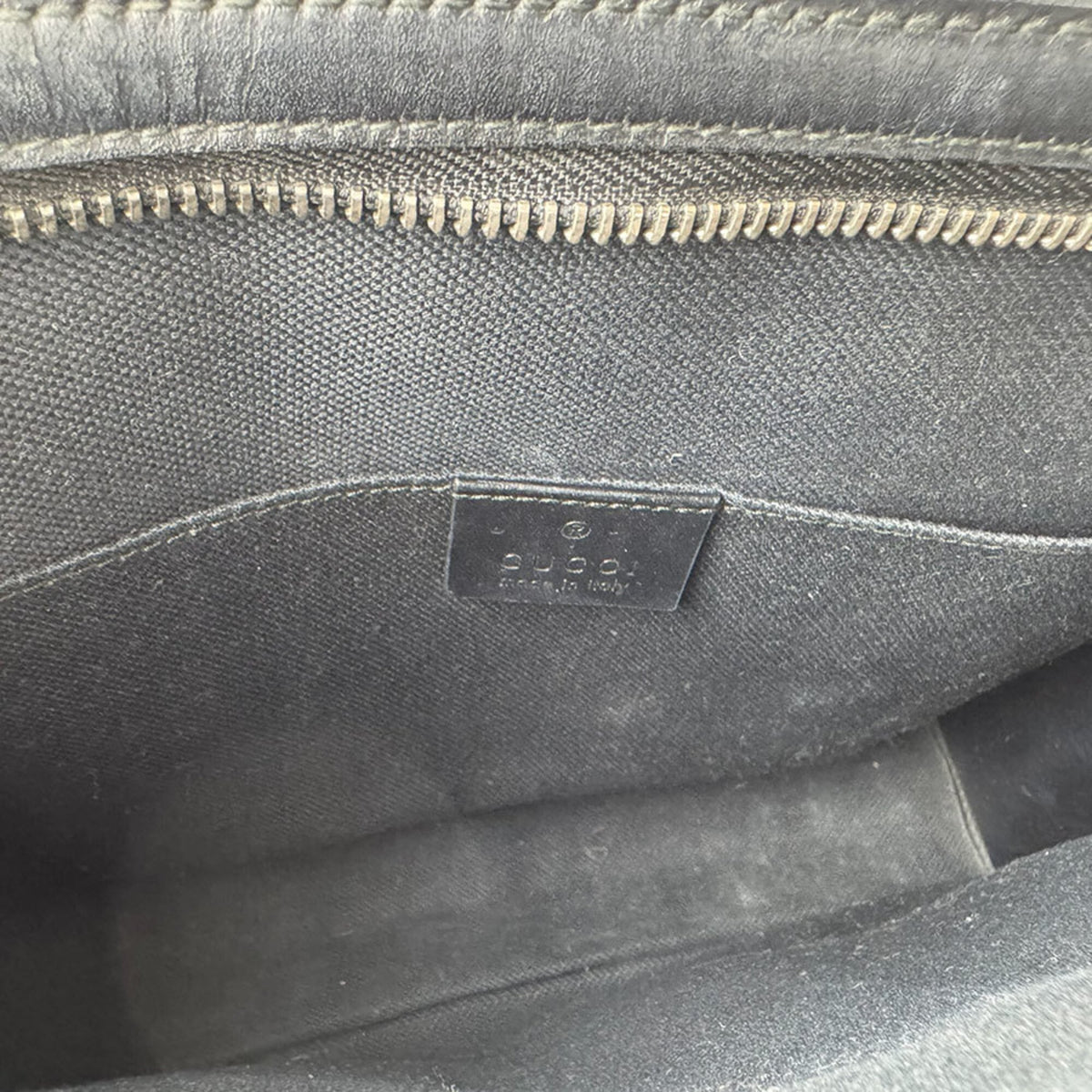Gucci Navy Gg Supreme Clutch Bag (Pre-Owned)