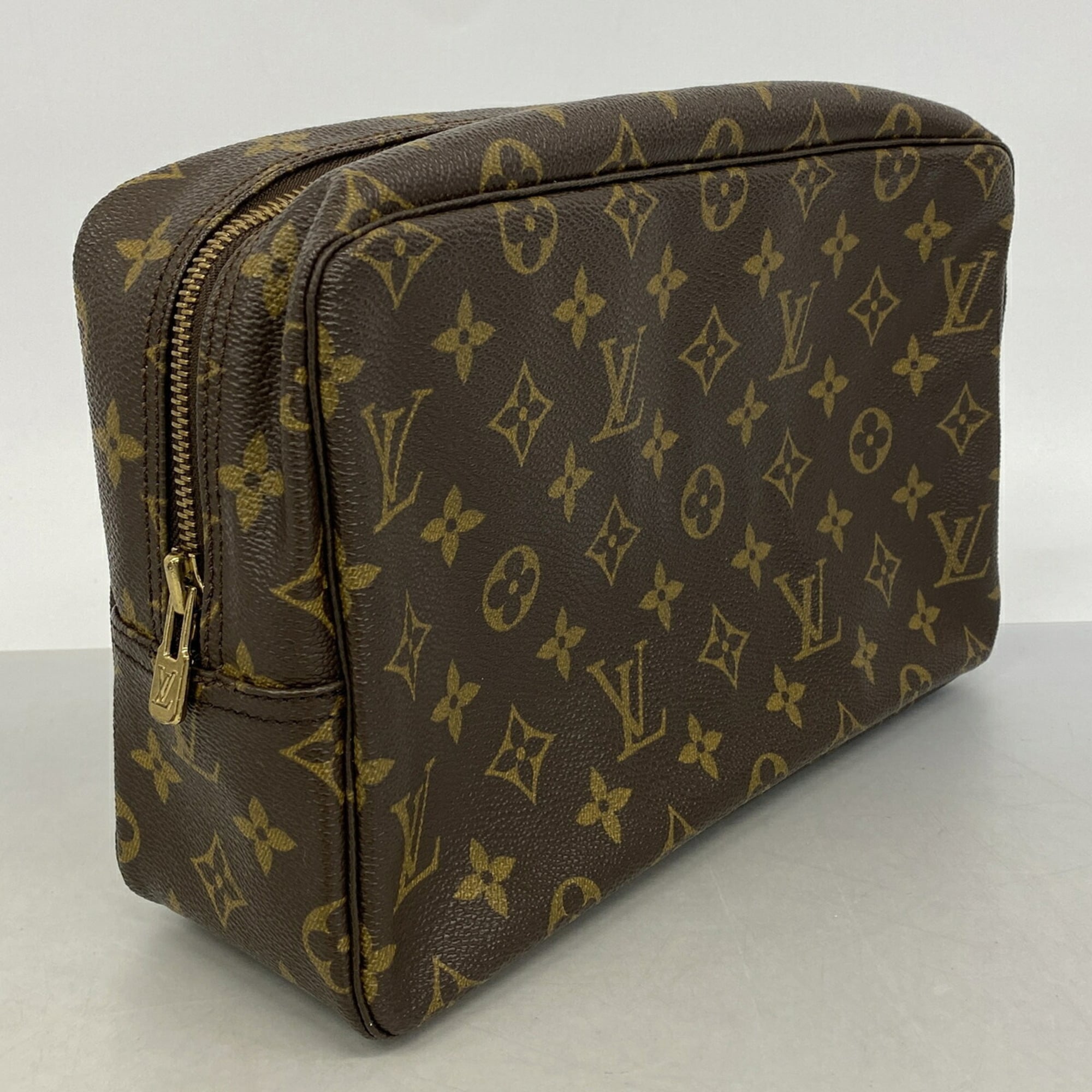 Louis Vuitton Brown Pouch (Pre-Owned)