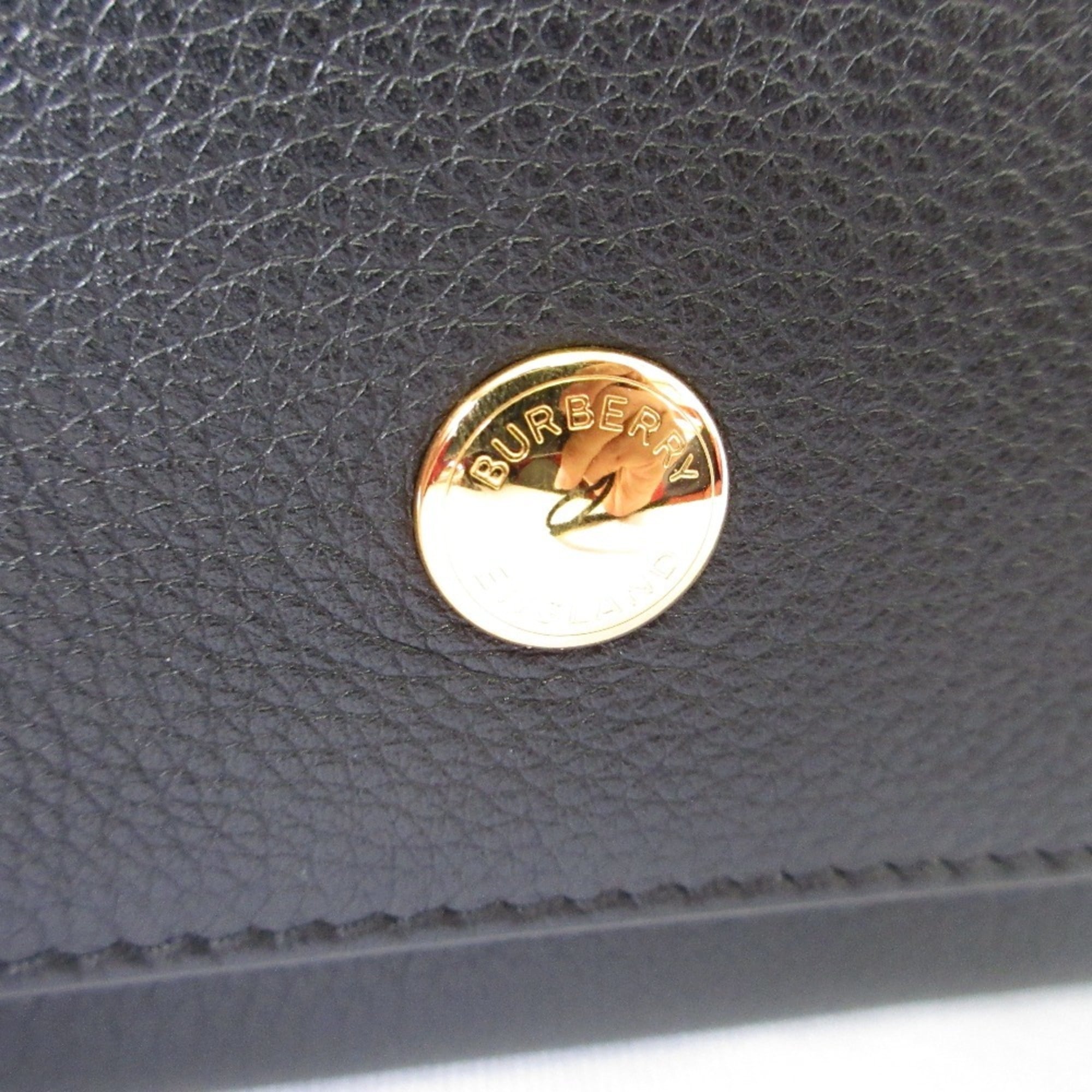 Burberry Black Leather Clutch Bag (Pre-Owned)