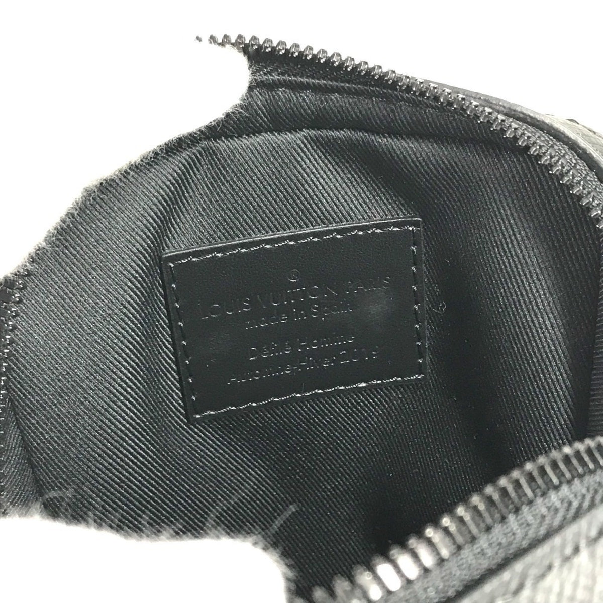 Louis Vuitton Black Multi-Color Taiga Leather Pochette Shoulder Bag (Pre-Owned)
