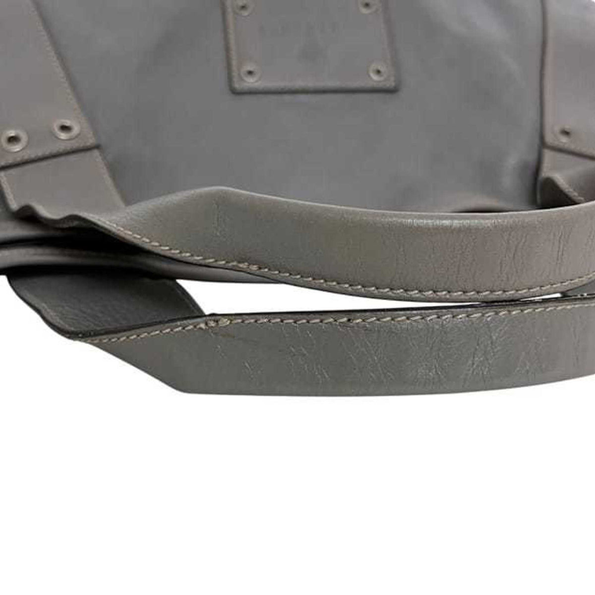 Gucci Hysteria Gray Leather Tote Bag (Pre-Owned)