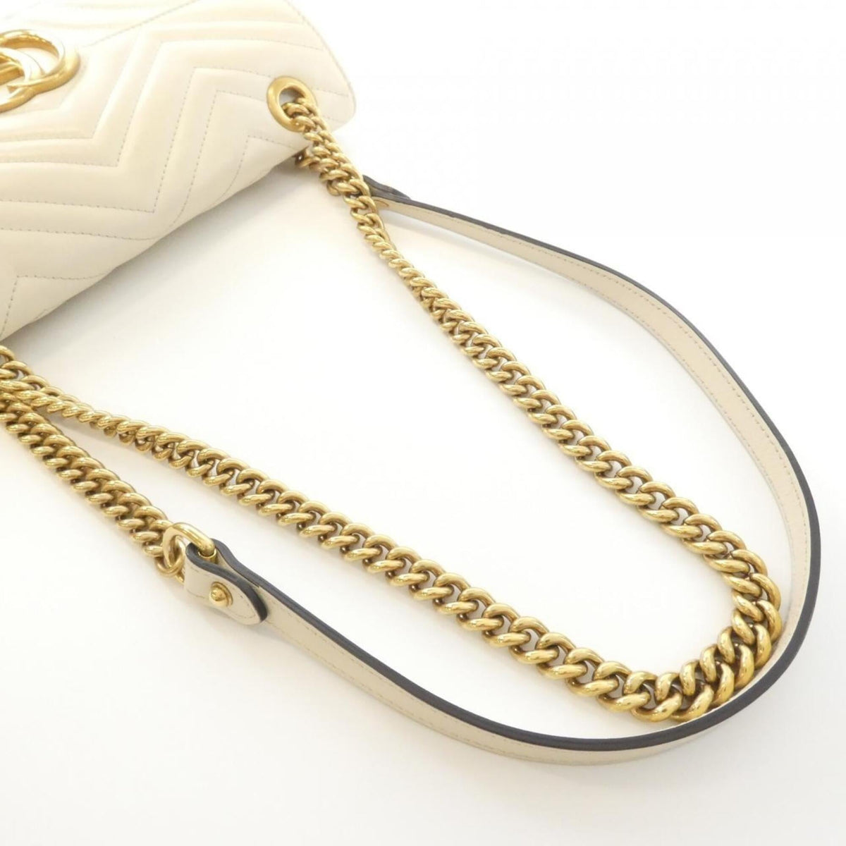 Gucci Off-White Quilting Leather Shoulder Bag (Pre-Owned)