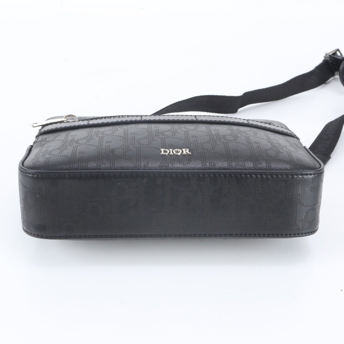 Christian Dior Black Leather Shoulder Bag (Pre-Owned)
