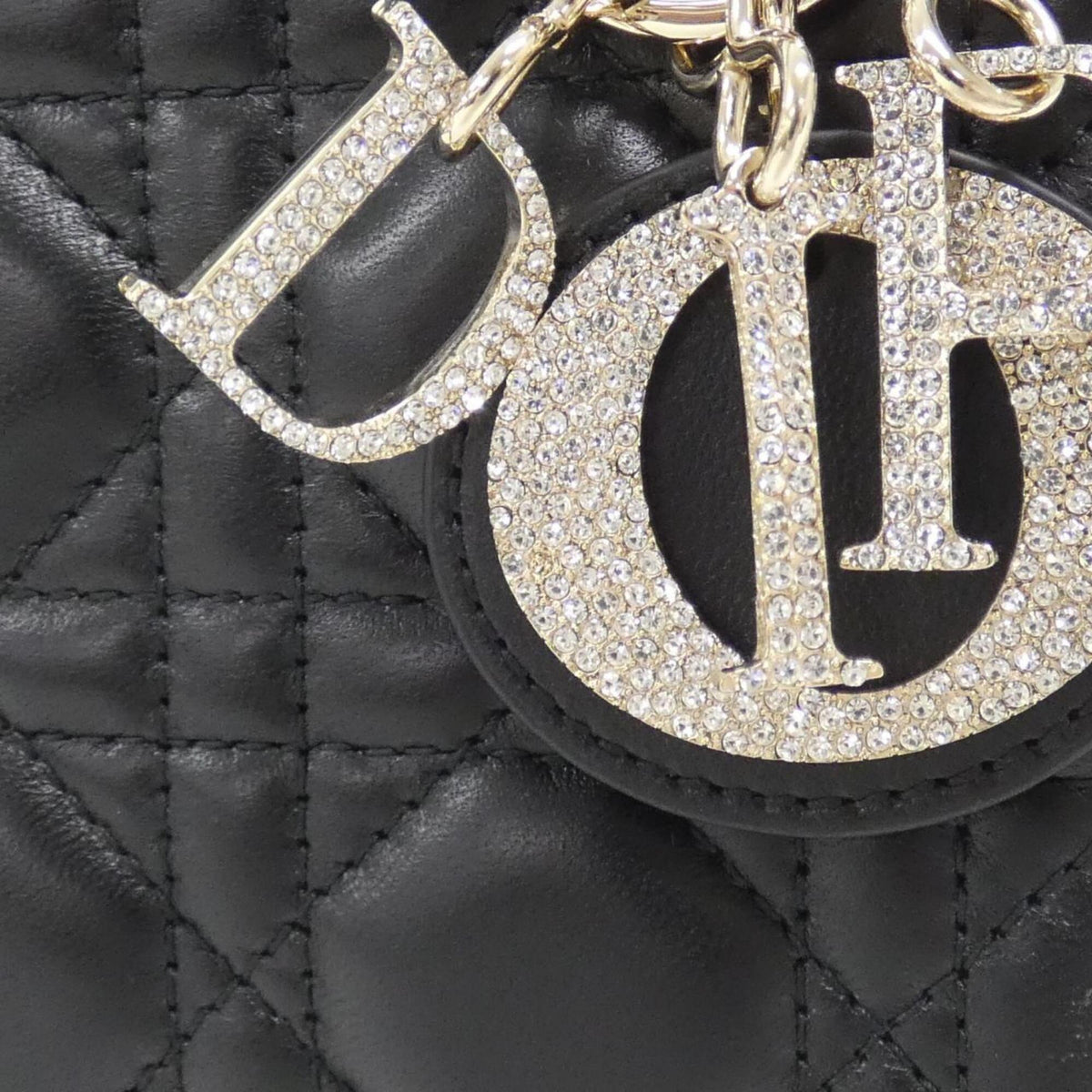 Christian Dior Black Leather Handbag (Pre-Owned)