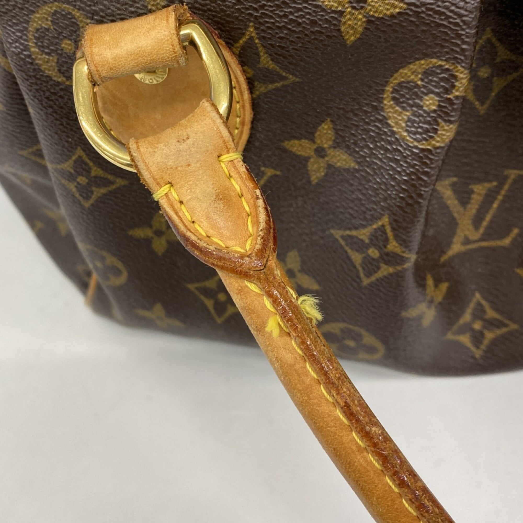 Louis Vuitton Brown Handbag (Pre-Owned)