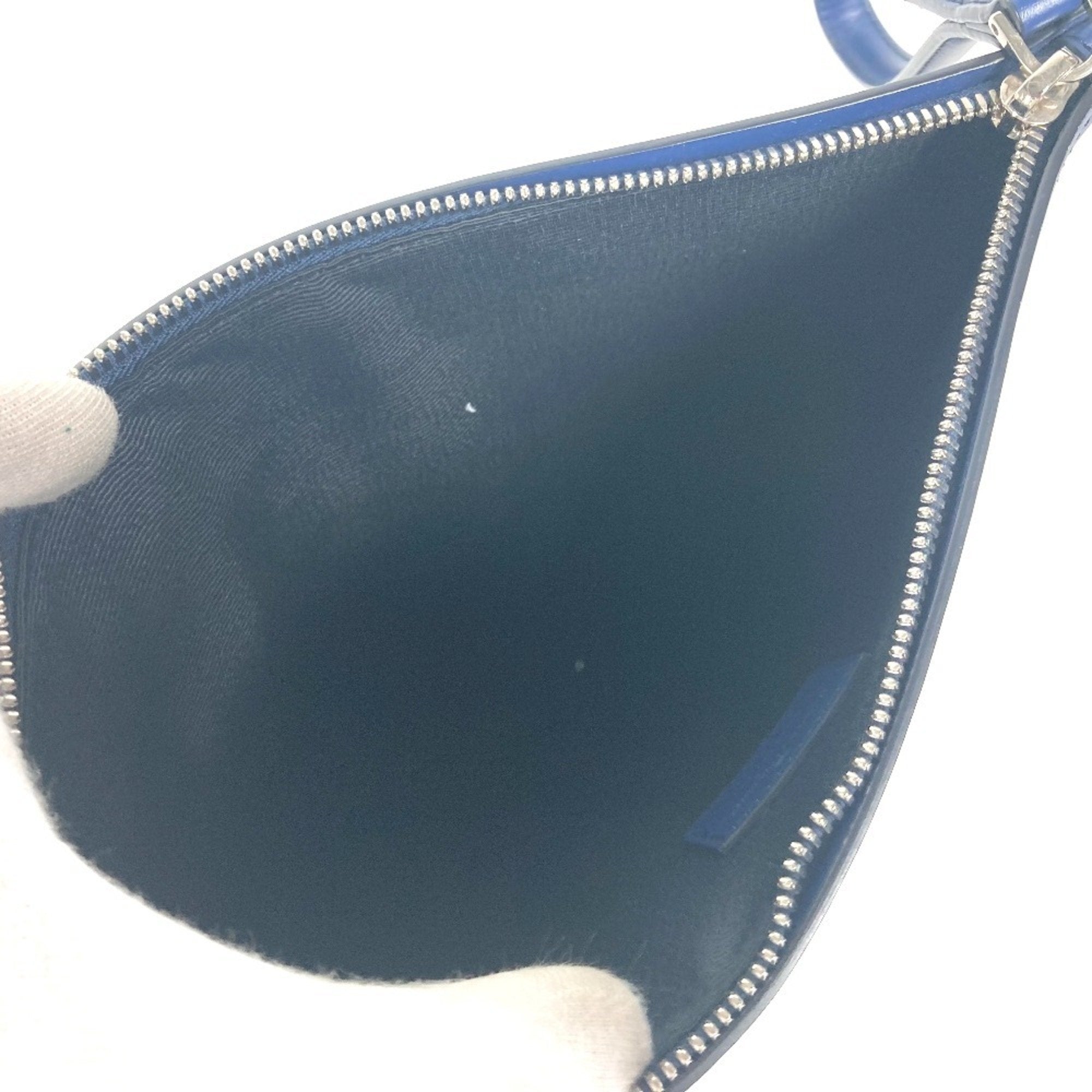 Salvatore Ferragamo Blue Leather Clutch Bag Pouch (Pre-Owned)