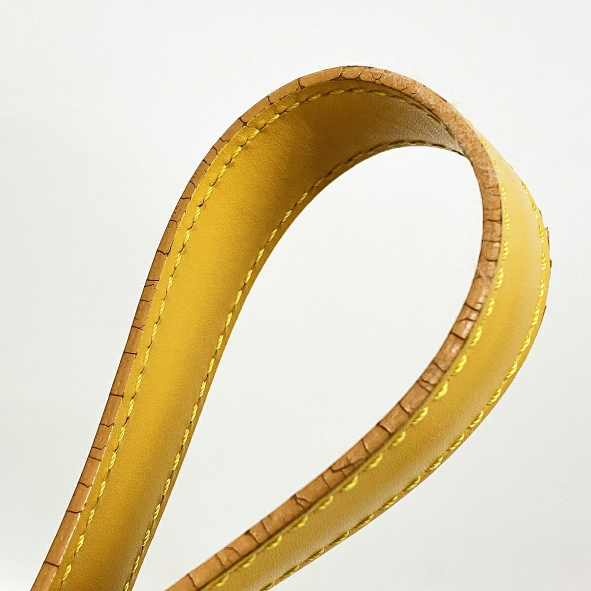 Louis Vuitton Jaune Shoulder Bag (Pre-Owned)