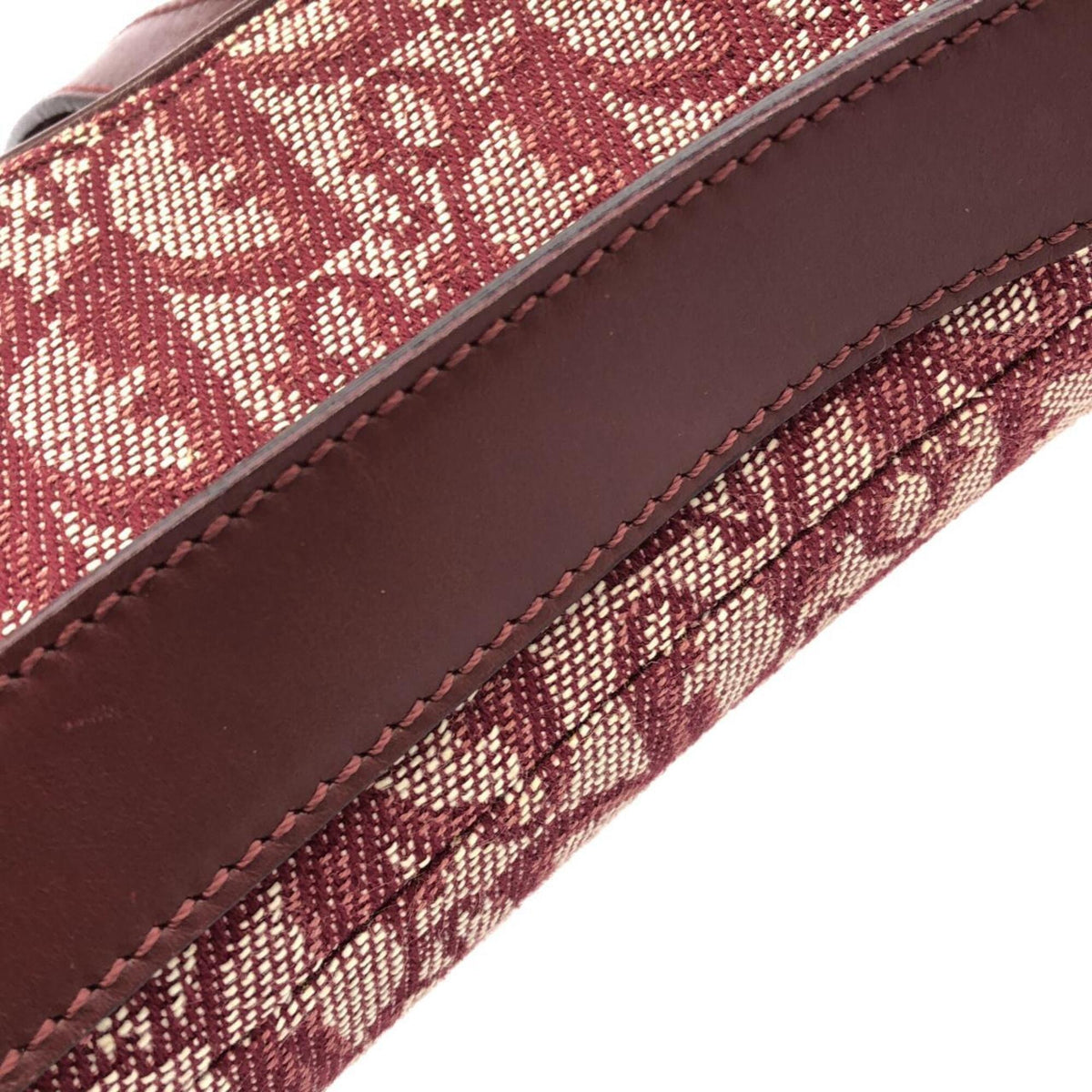 Christian Dior Bordeaux Canvas Shoulder Bag (Pre-Owned)