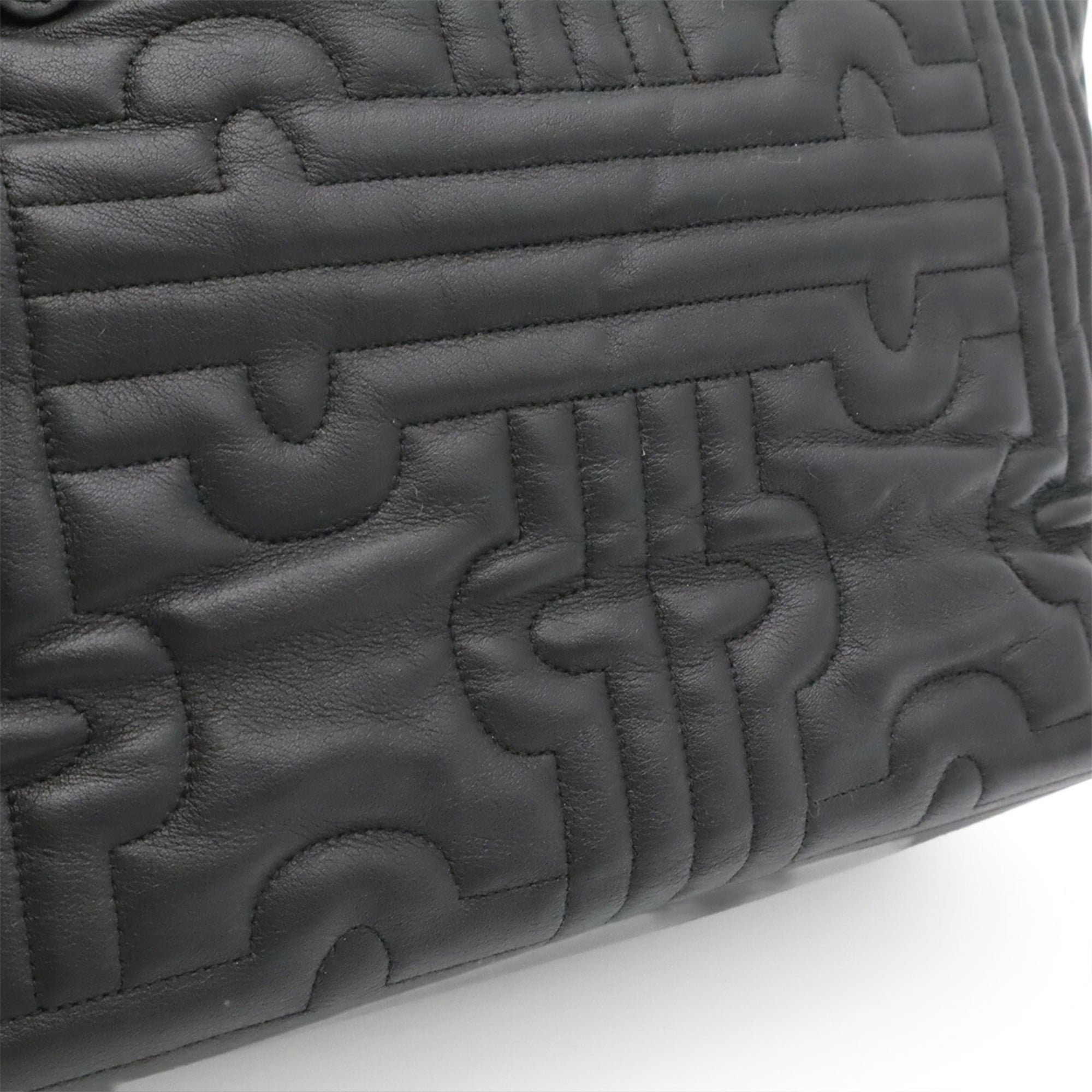 Bvlgari Black Quilting Shoulder Bag Tote Bag (Pre-Owned)