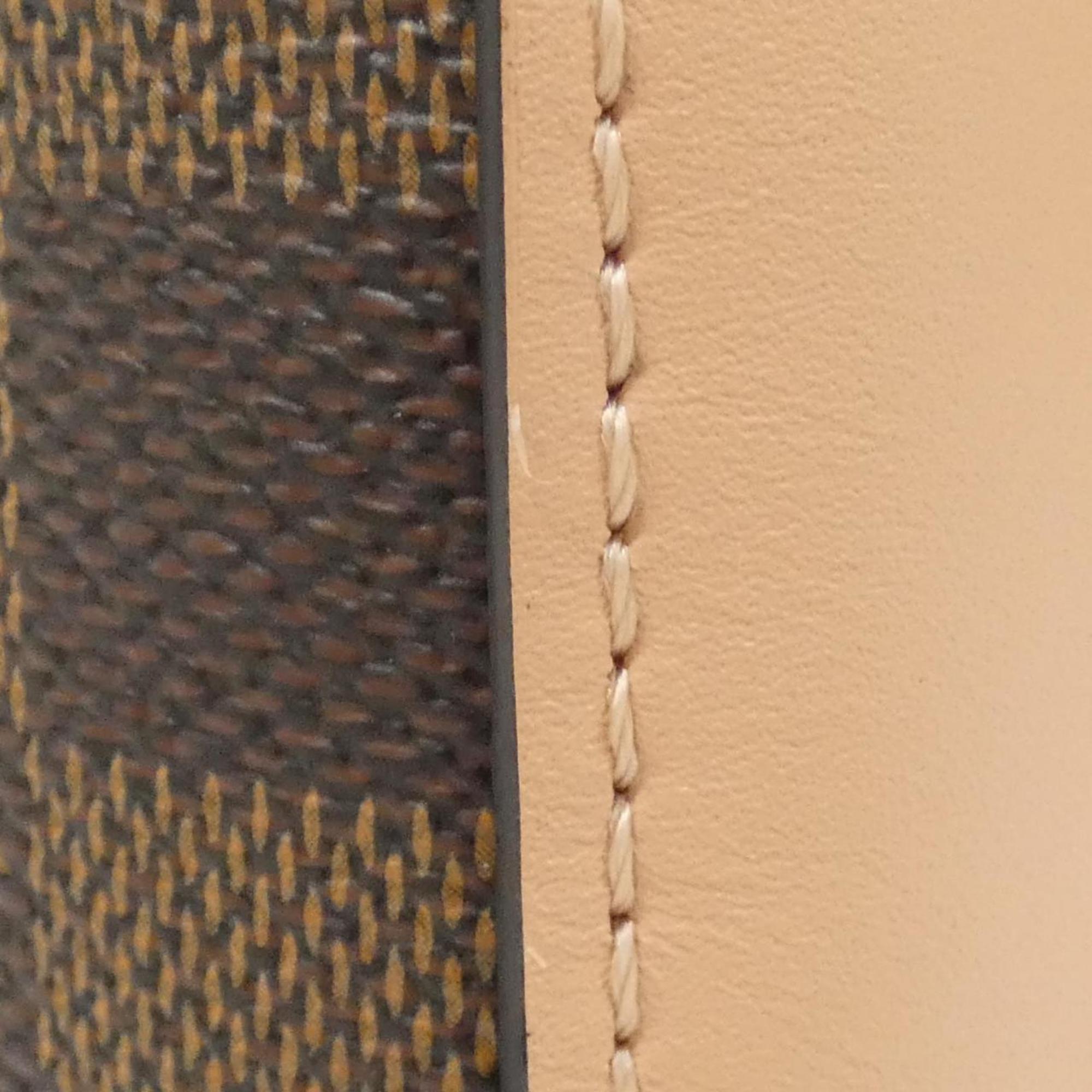 Louis Vuitton Brown Coated Canvas Shoulder Bag (Pre-Owned)