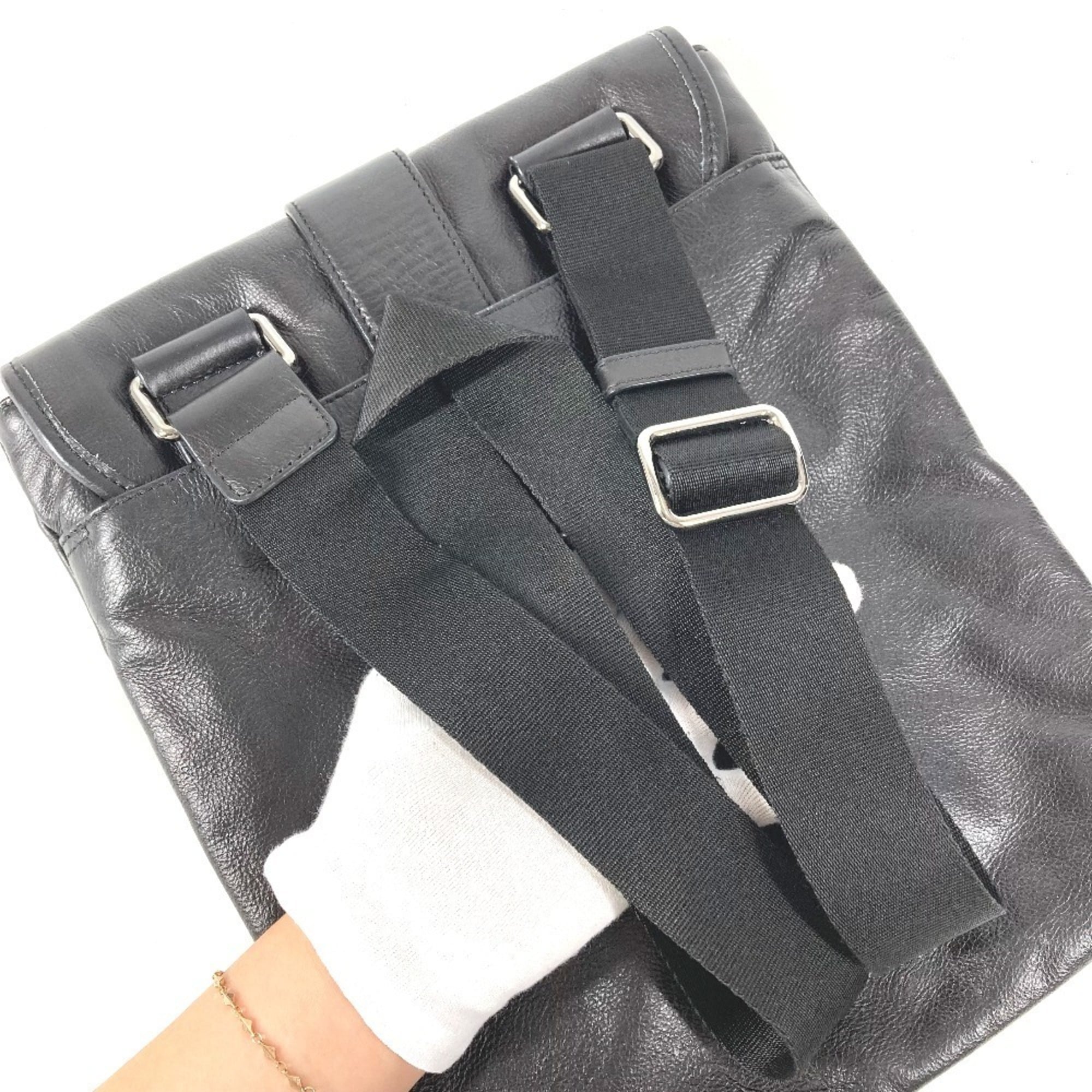 Dolce & Gabbana Black Leather Shoulder Bag (Pre-Owned)
