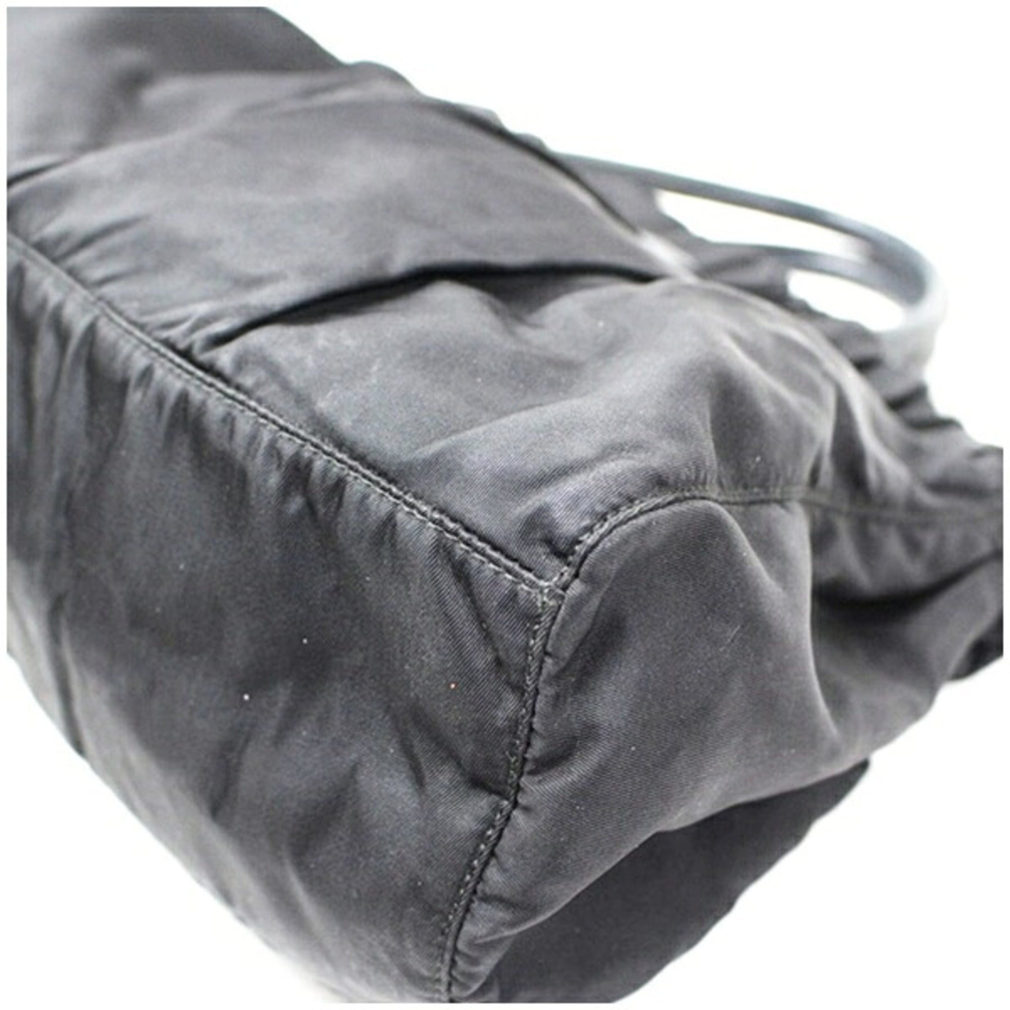 Prada Black Nylon Tote Bag (Pre-Owned)