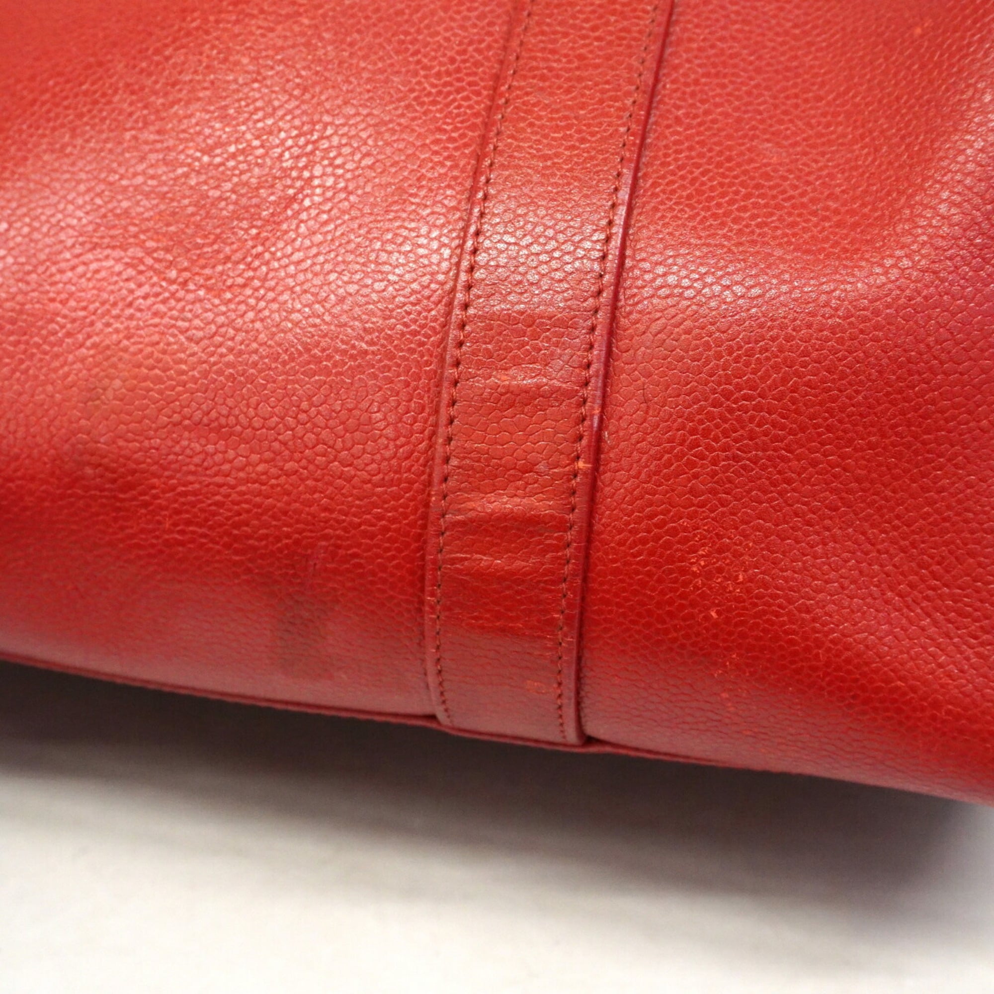 Chanel Red Color Grained Calfskin Handbag (Pre-Owned)