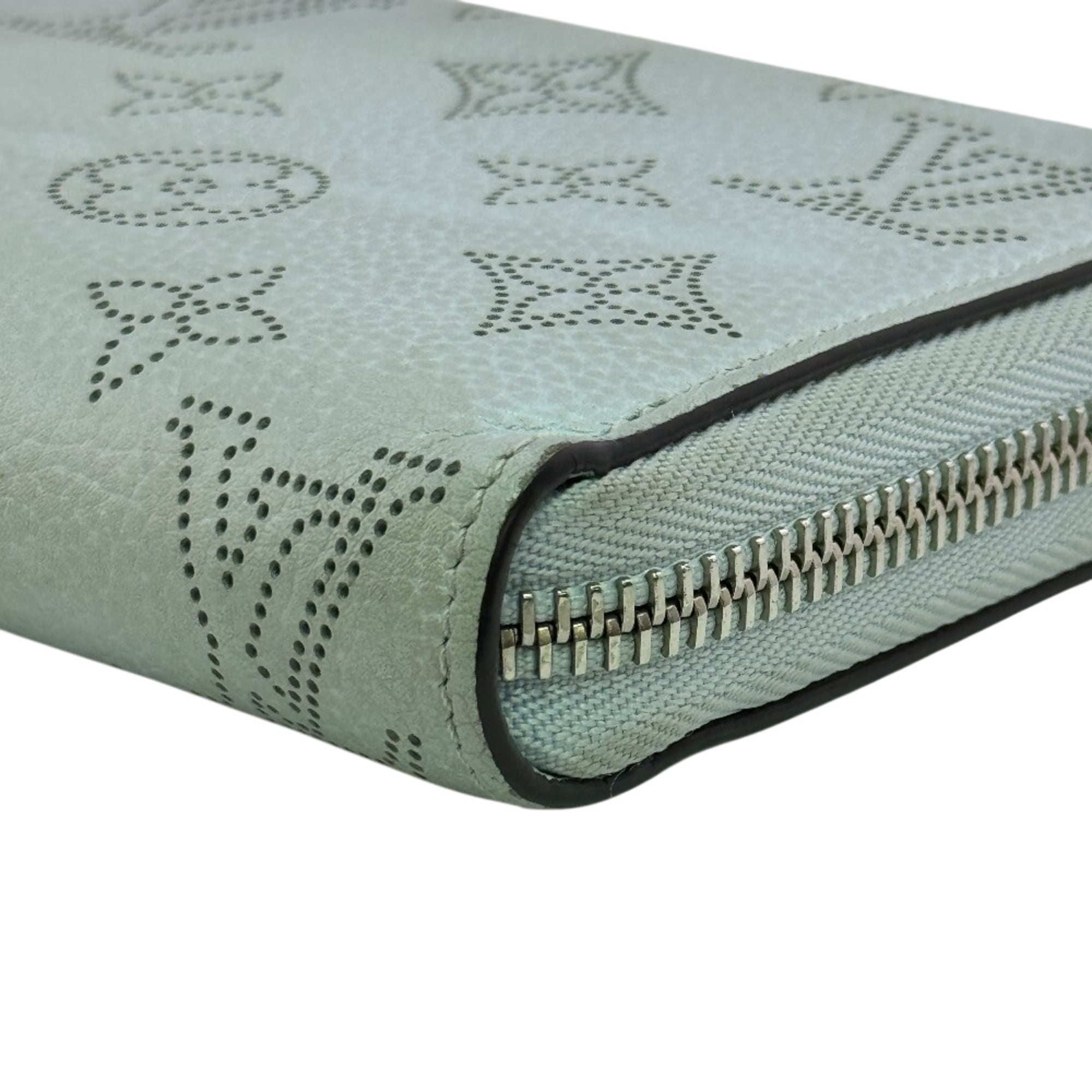 Louis Vuitton Mahina Blue Mahina Leather Long Wallet (Bi-Fold) (Pre-Owned)
