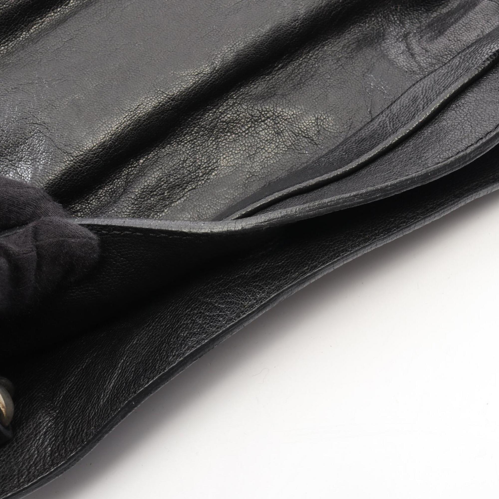 Chloé Black Leather Handbag Shoulder Bag (Pre-Owned)