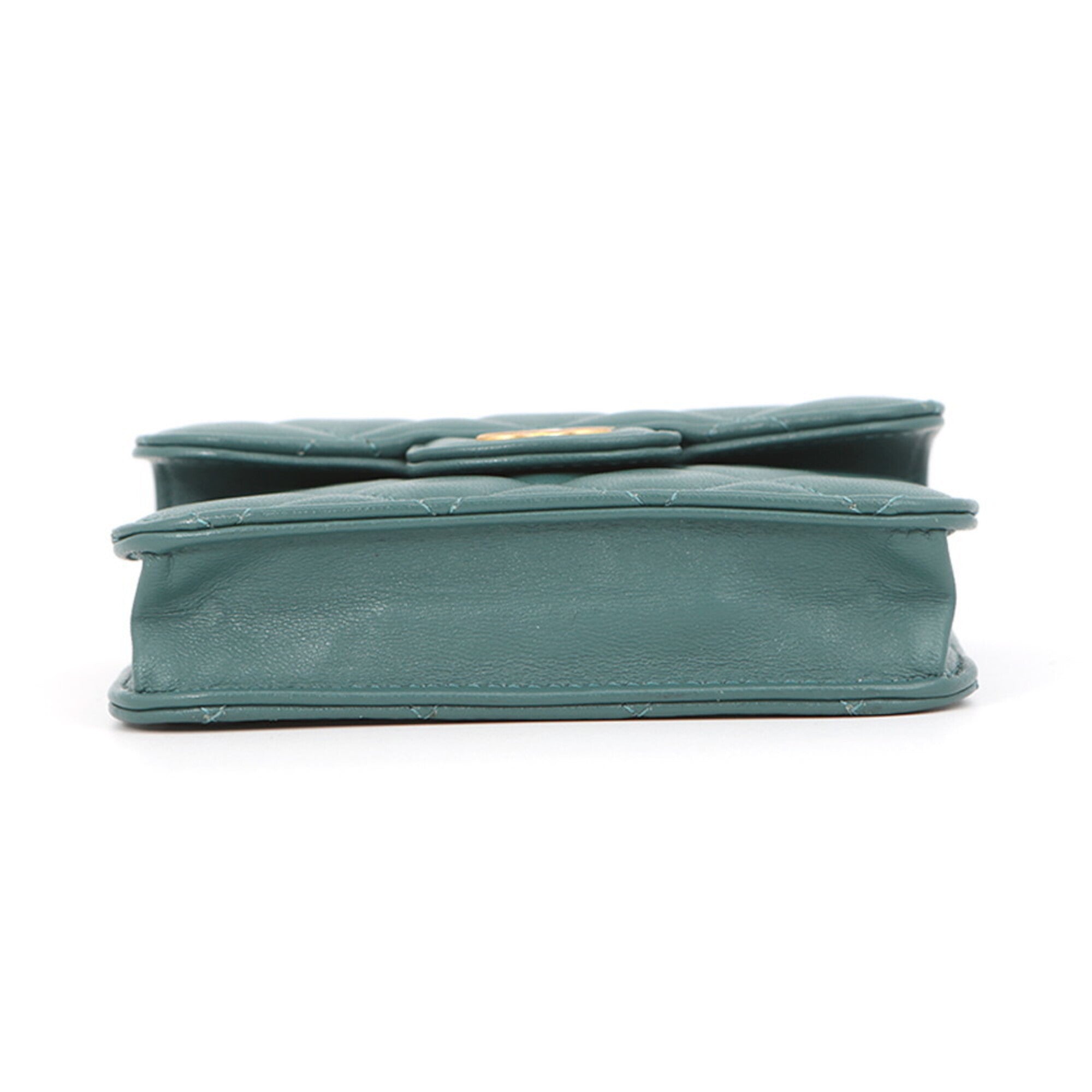 Chanel Green Leather Chain/Shoulder Wallet (Pre-Owned)