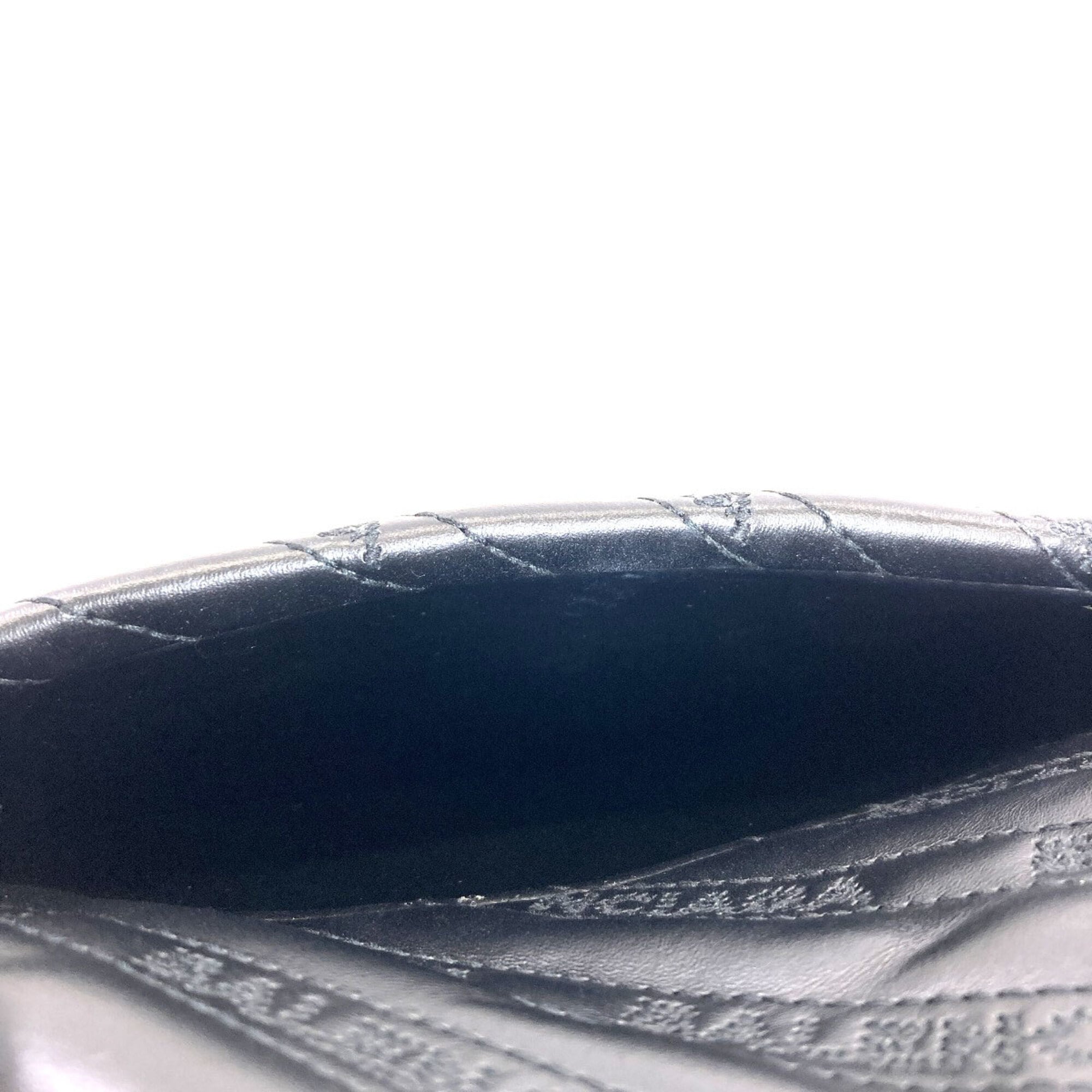Balenciaga Black Leather Shoulder Bag (Pre-Owned)
