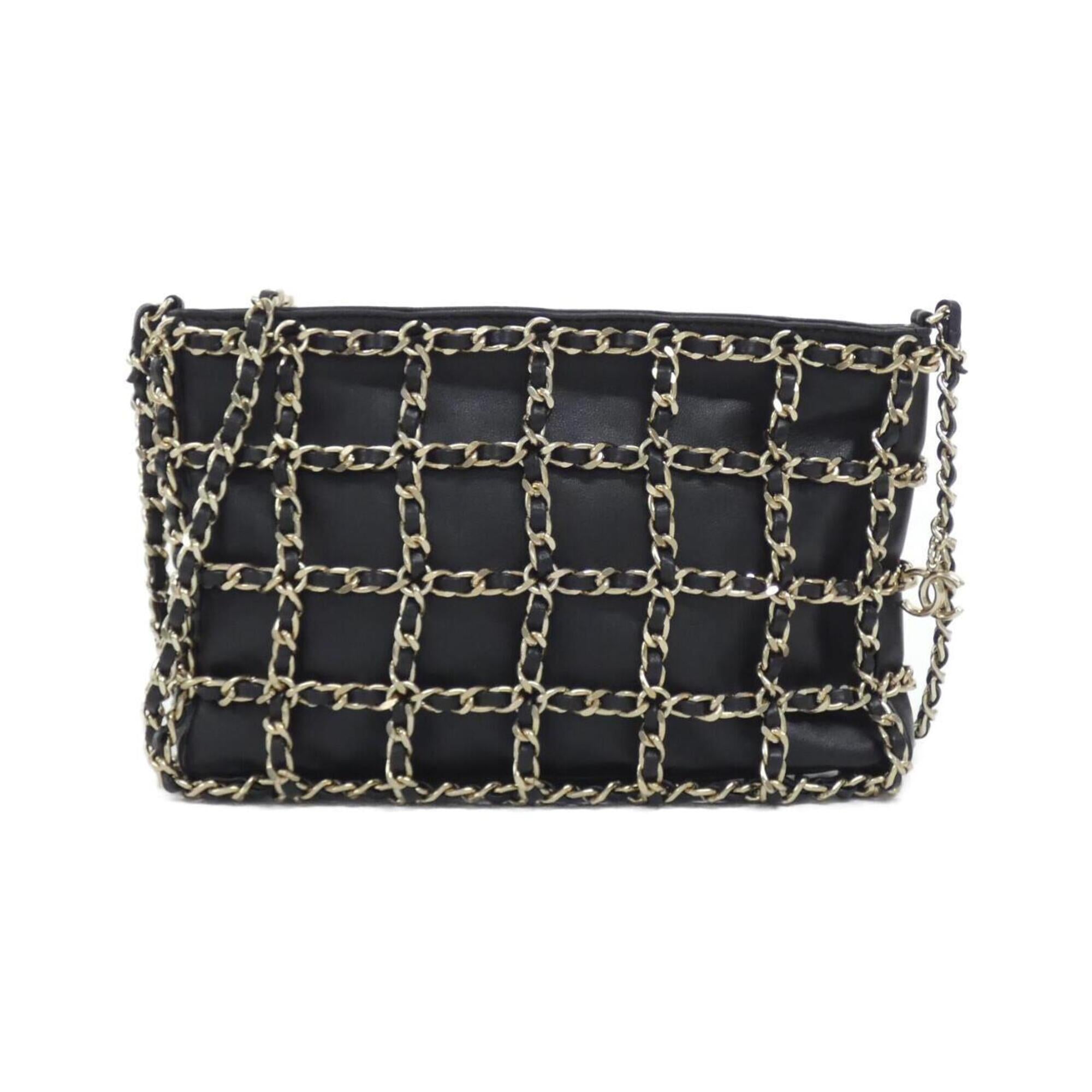 Chanel Black Leather Shoulder Bag (Pre-Owned)