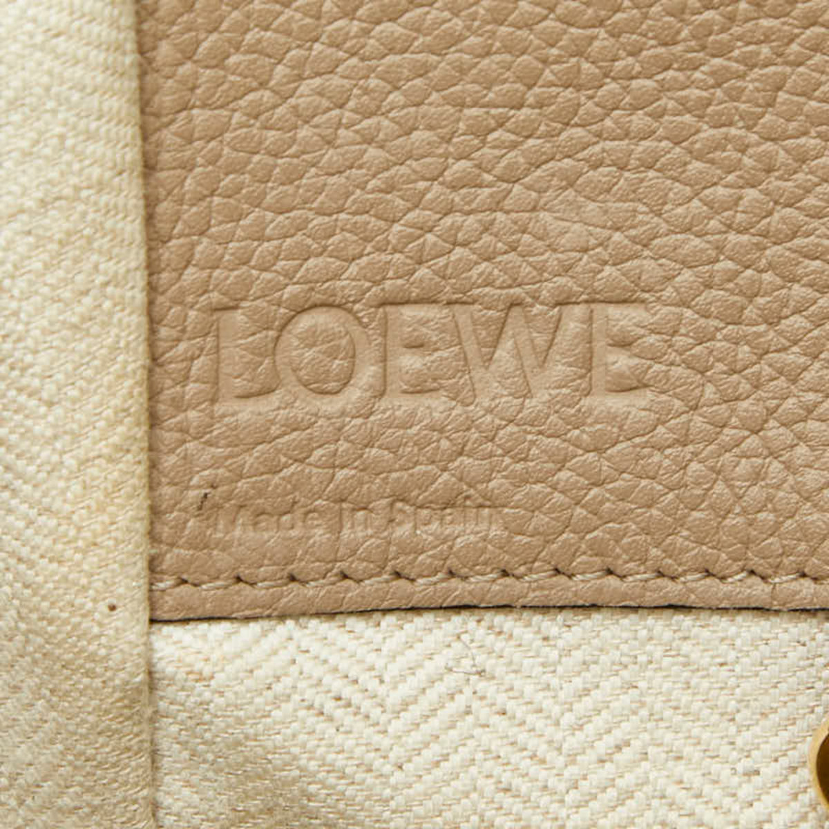 Loewe Beige Leather Handbag Shoulder Bag (Pre-Owned)