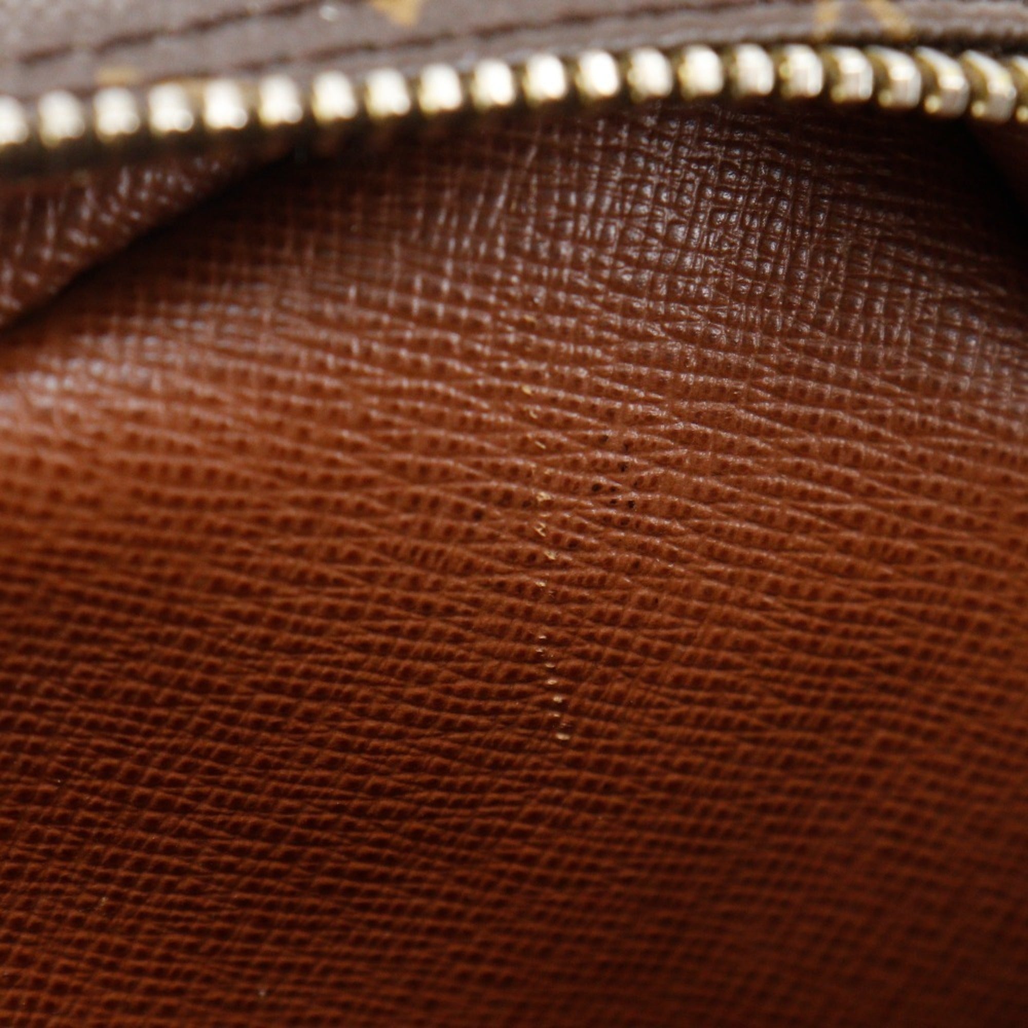 Louis Vuitton Monogram Brown Monogram Shoulder Bag (Pre-Owned)