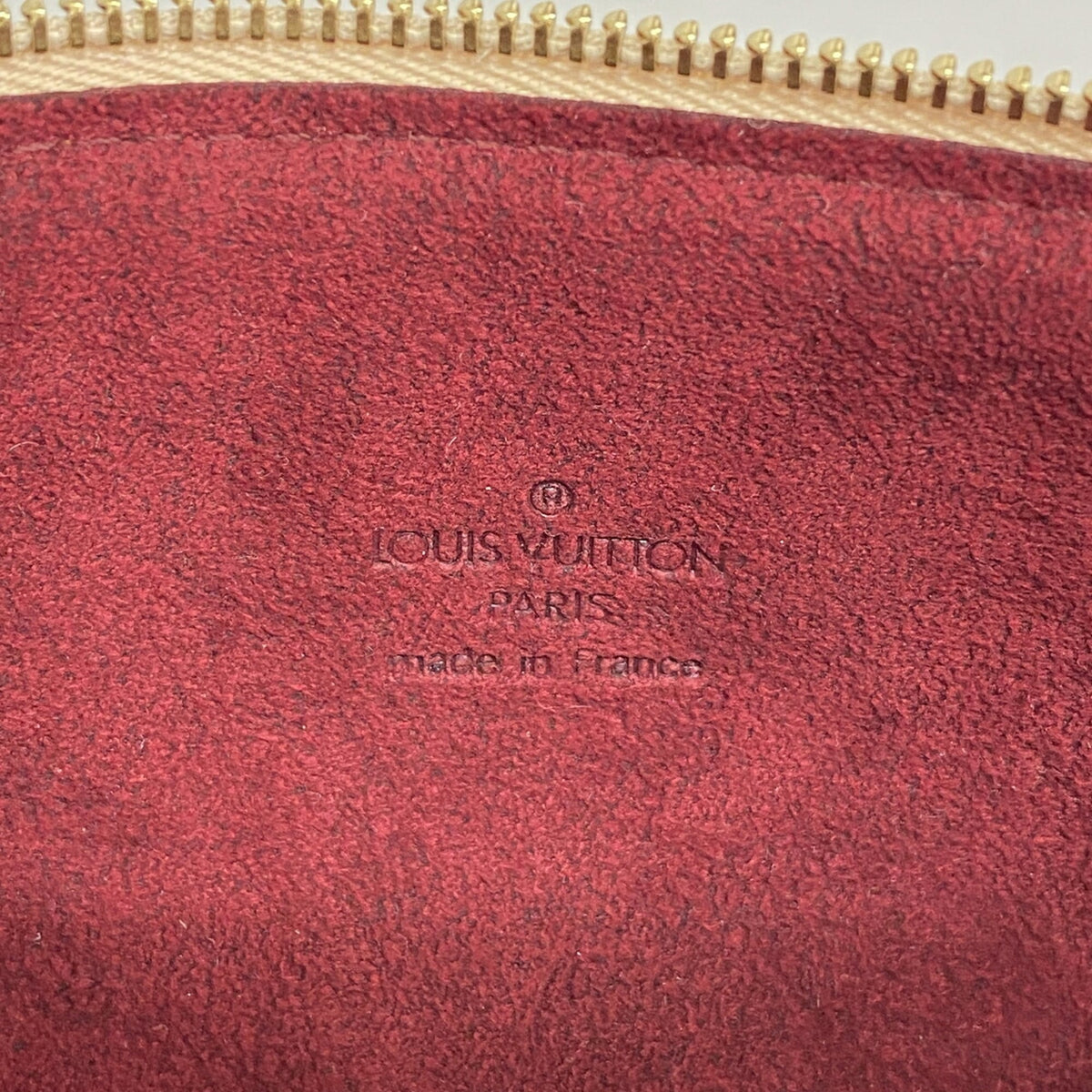 Louis Vuitton Blanc Pouch (Pre-Owned)