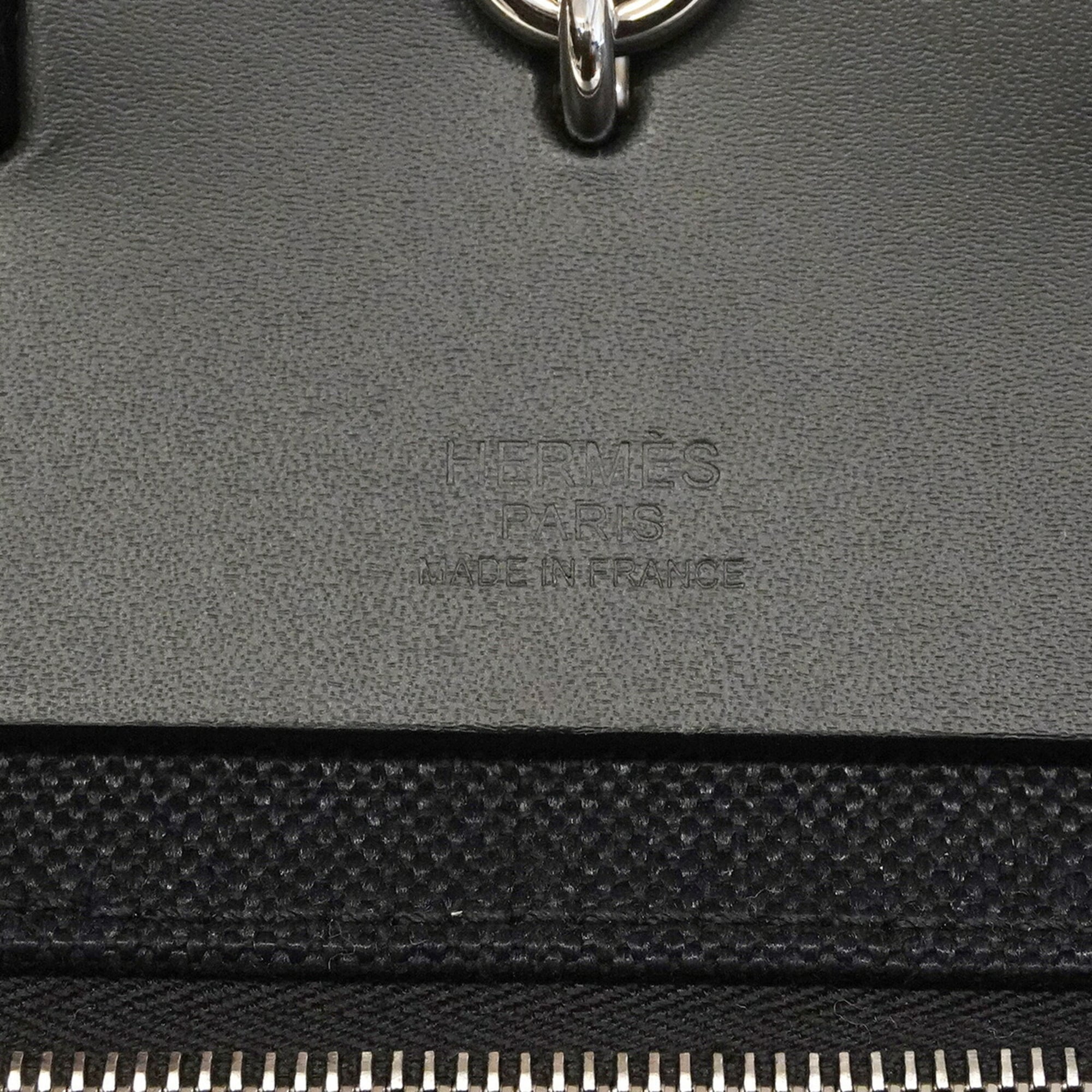 Hermes Black Handbag (Pre-Owned)