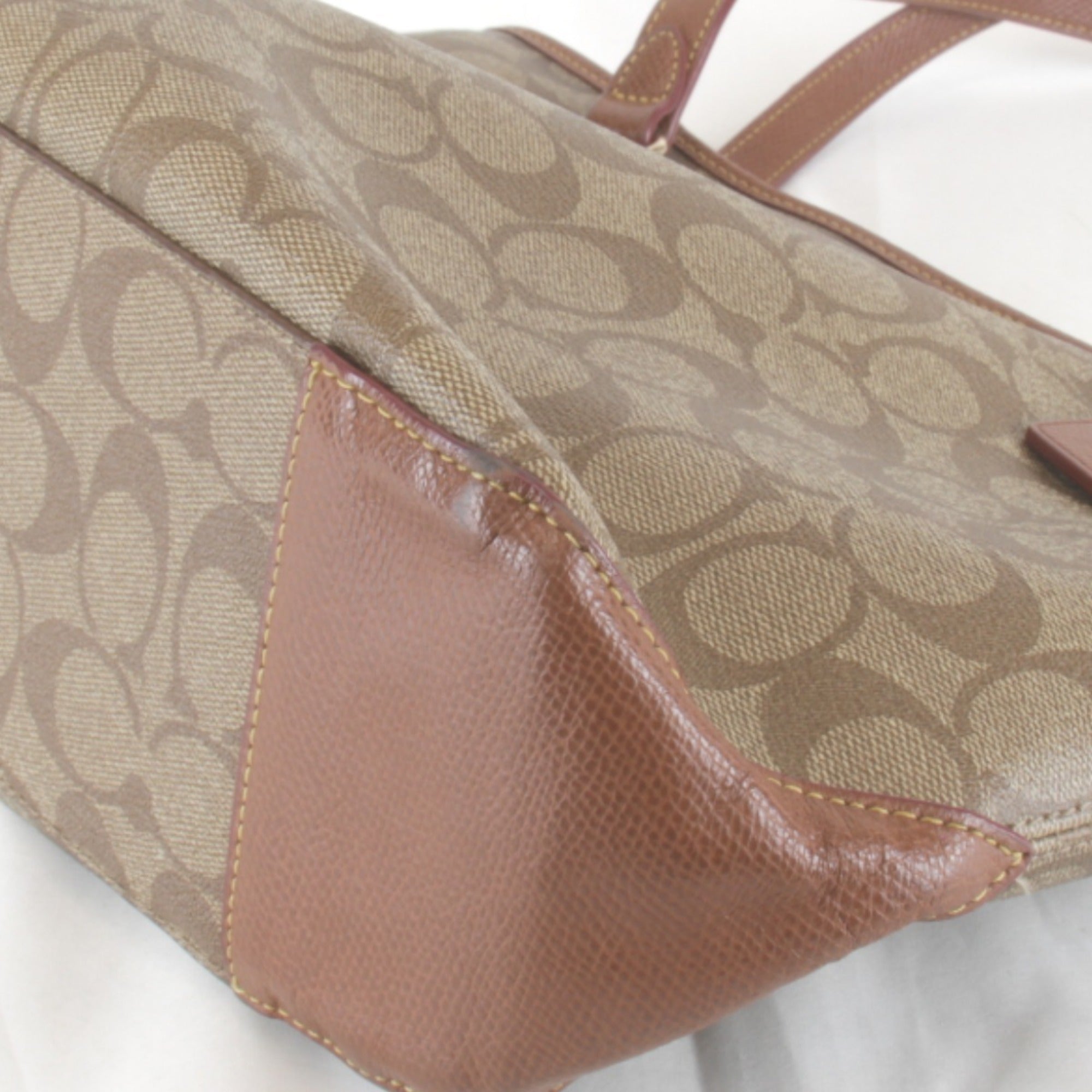 Coach Brown Pvc Leather Tote Bag (Pre-Owned)
