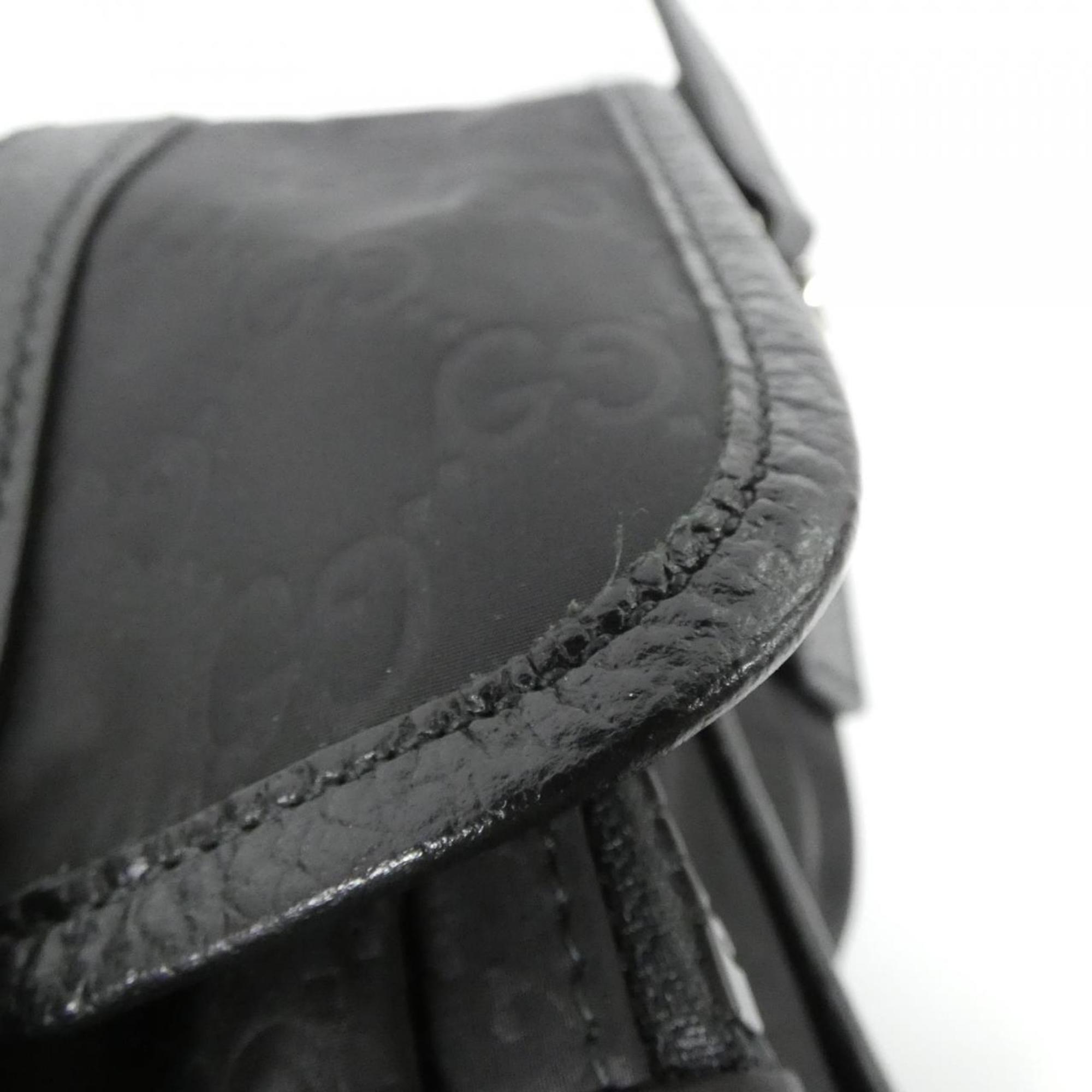 Gucci Black Nylon Shoulder Bag (Pre-Owned)