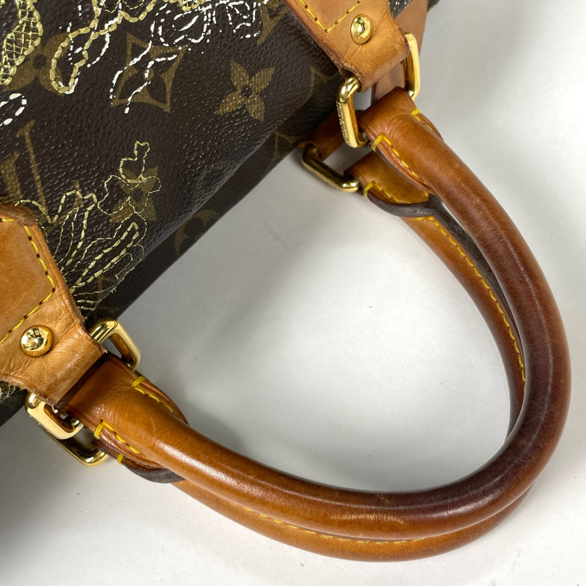Louis Vuitton Or Handbag (Pre-Owned)